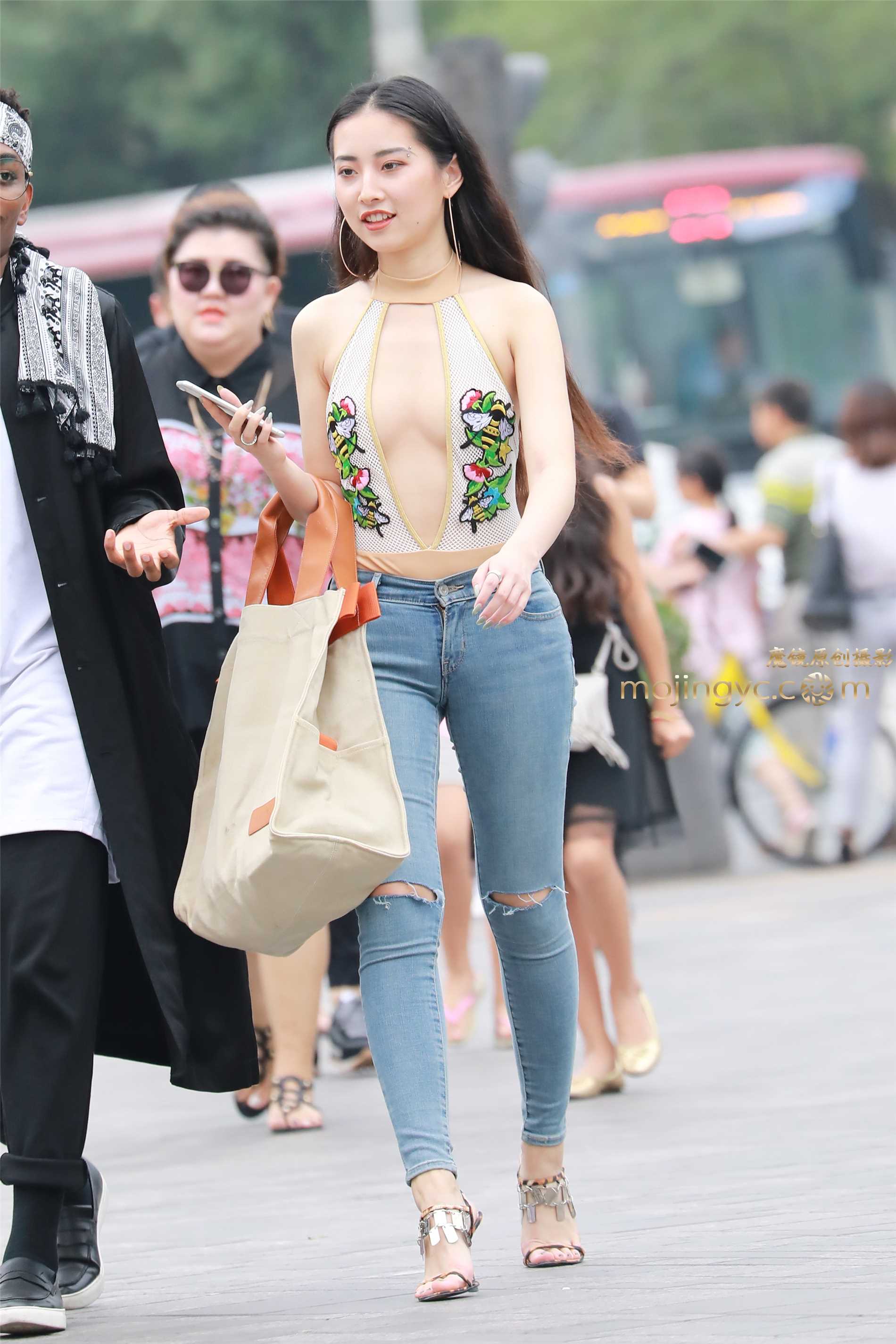 17790-m521q3q3nls.jpg
