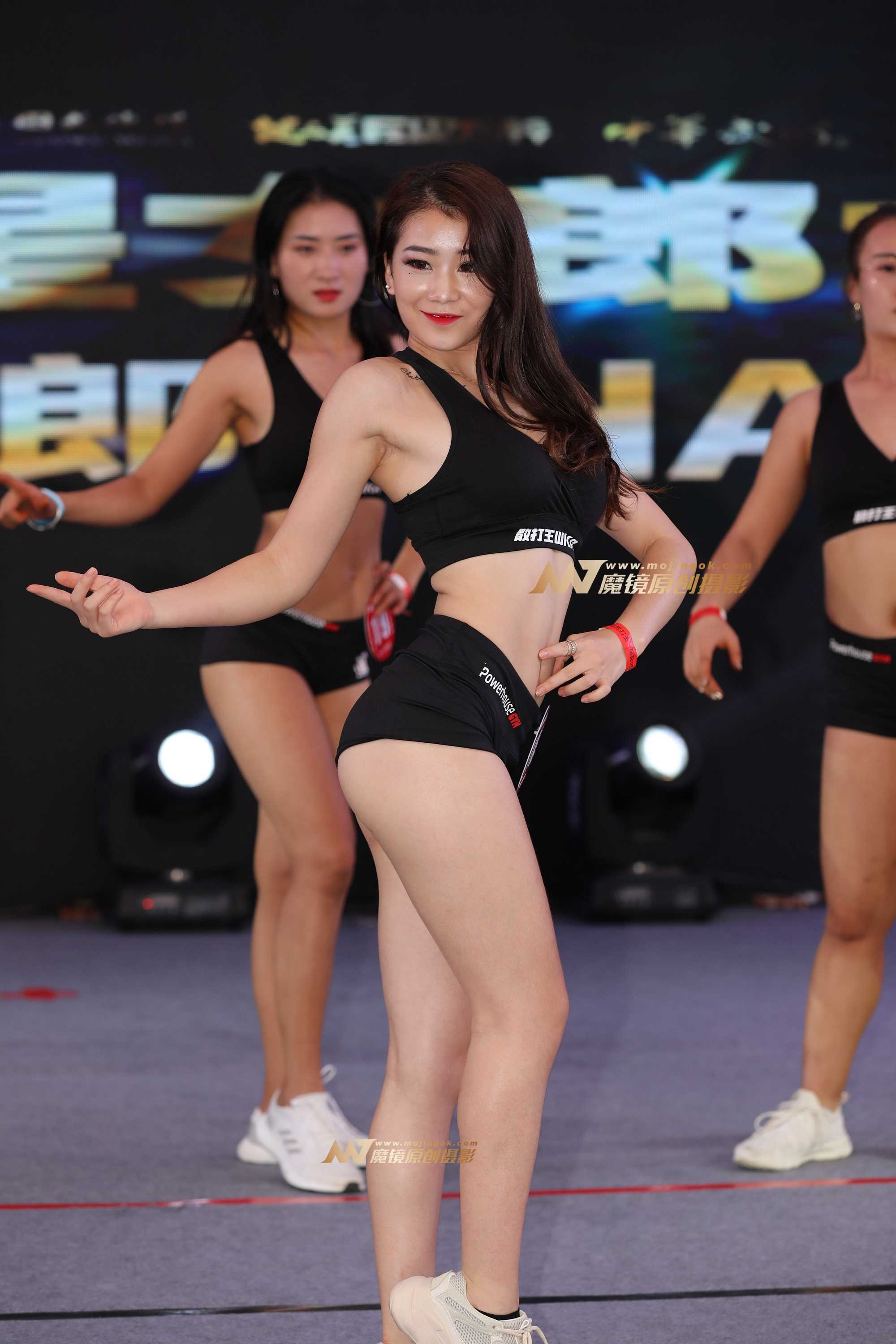 28539-rxg1j401air.jpg