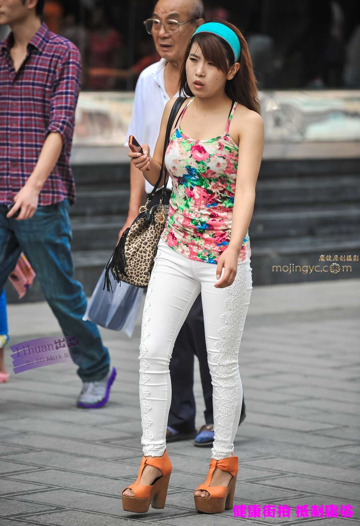 12221-vn4lazxuplf.jpg