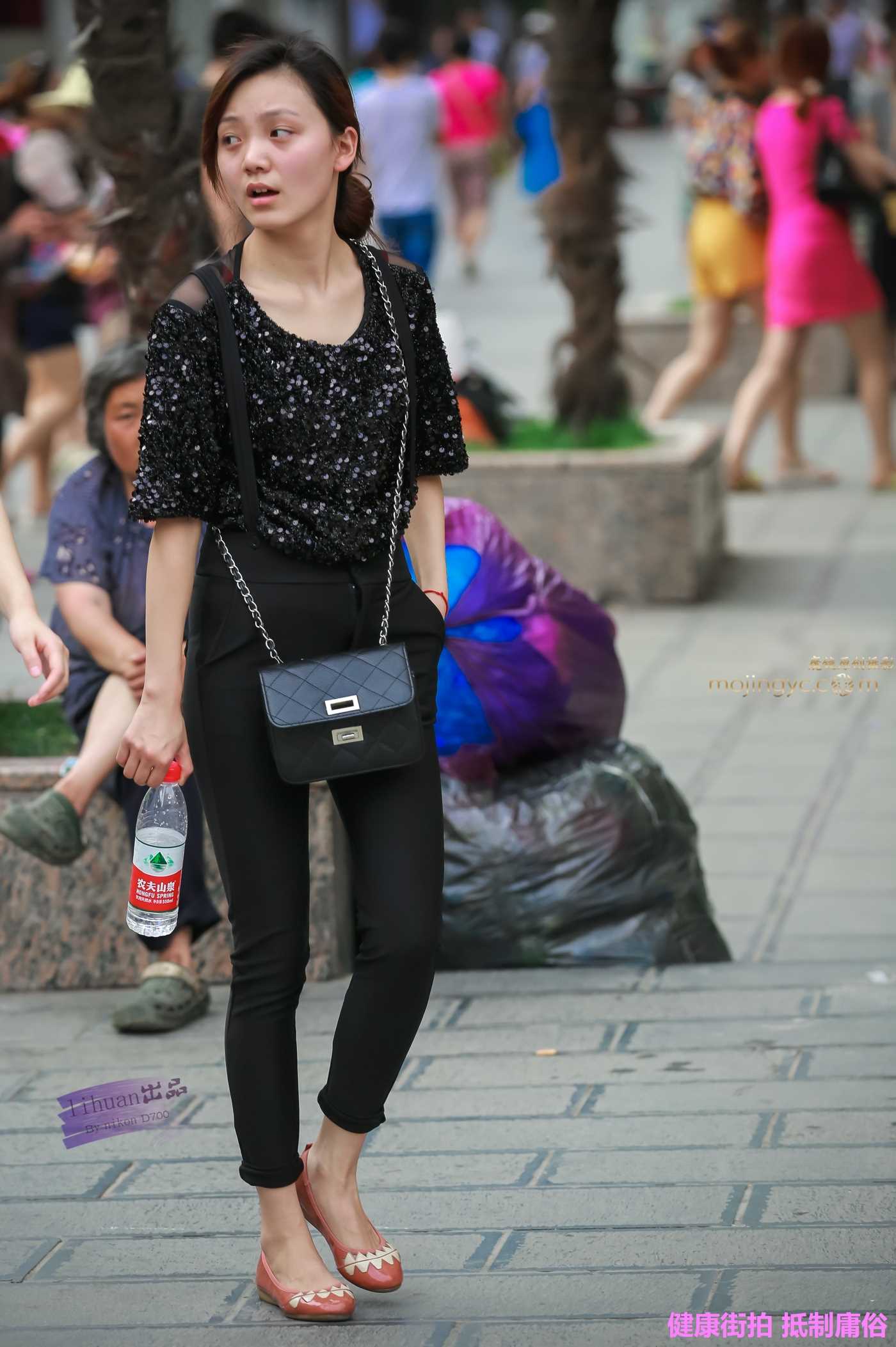 12960-luwt3012sy0.jpg