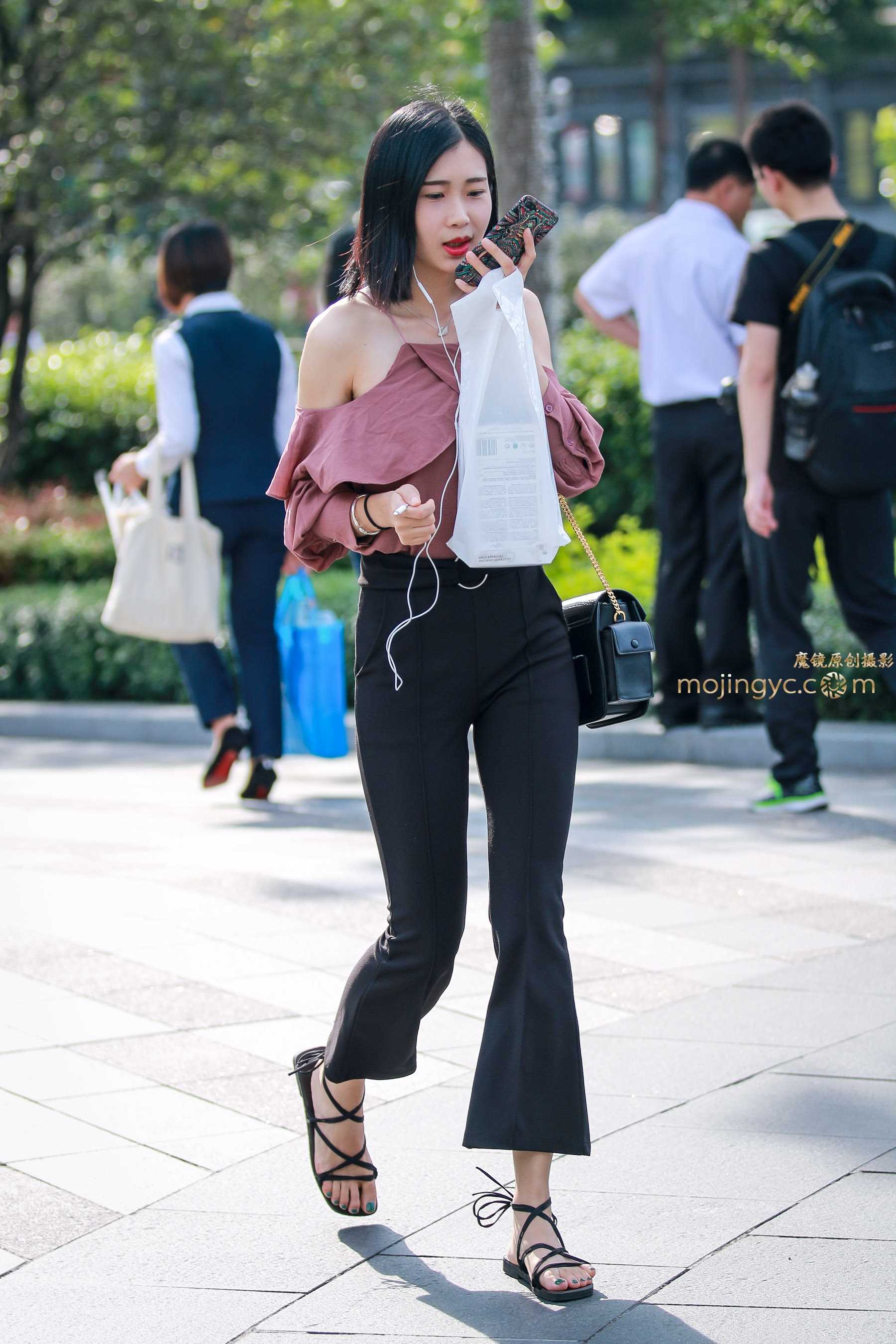 16049-uoh15mc4lqy.jpg