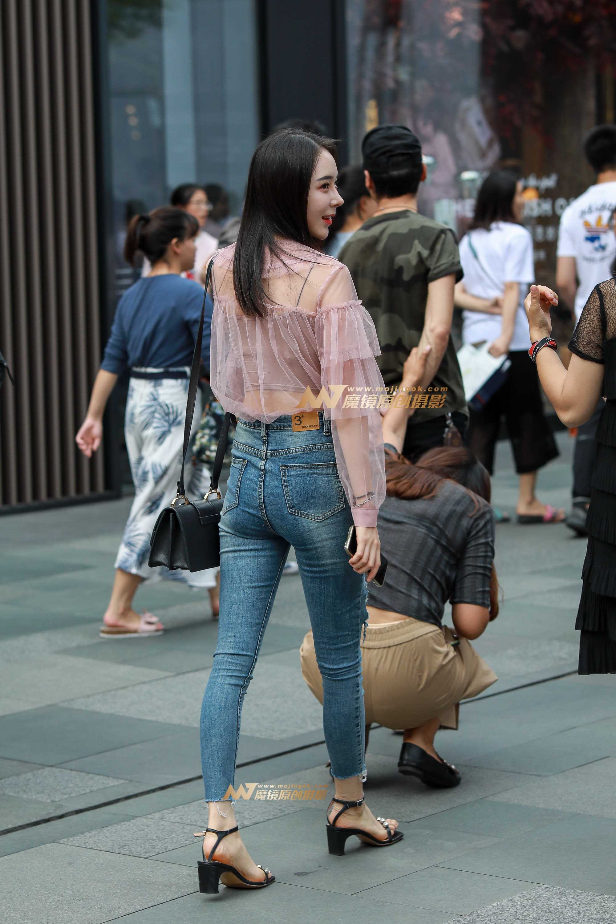 28222-m03pqx32jui.jpg