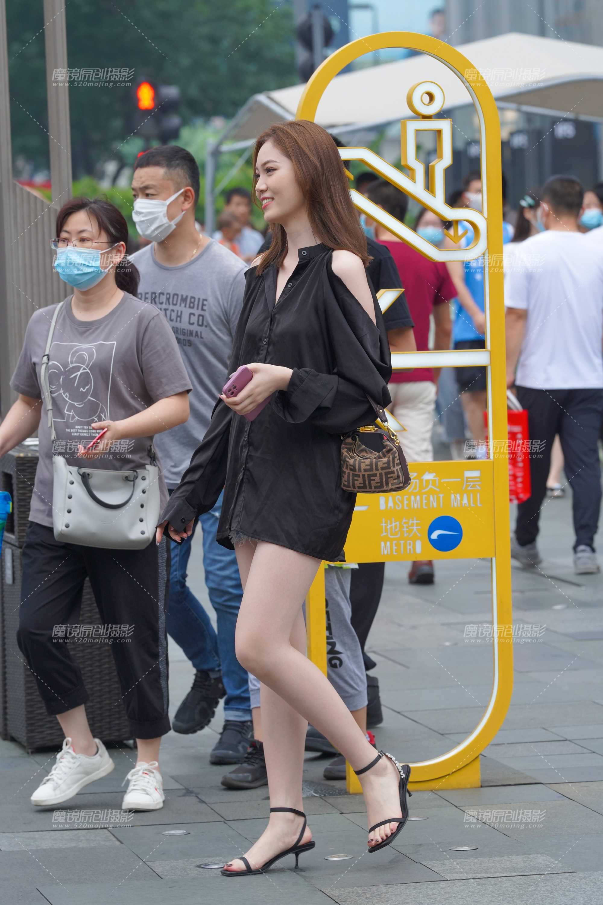42374-yiuza1keh2l.jpg