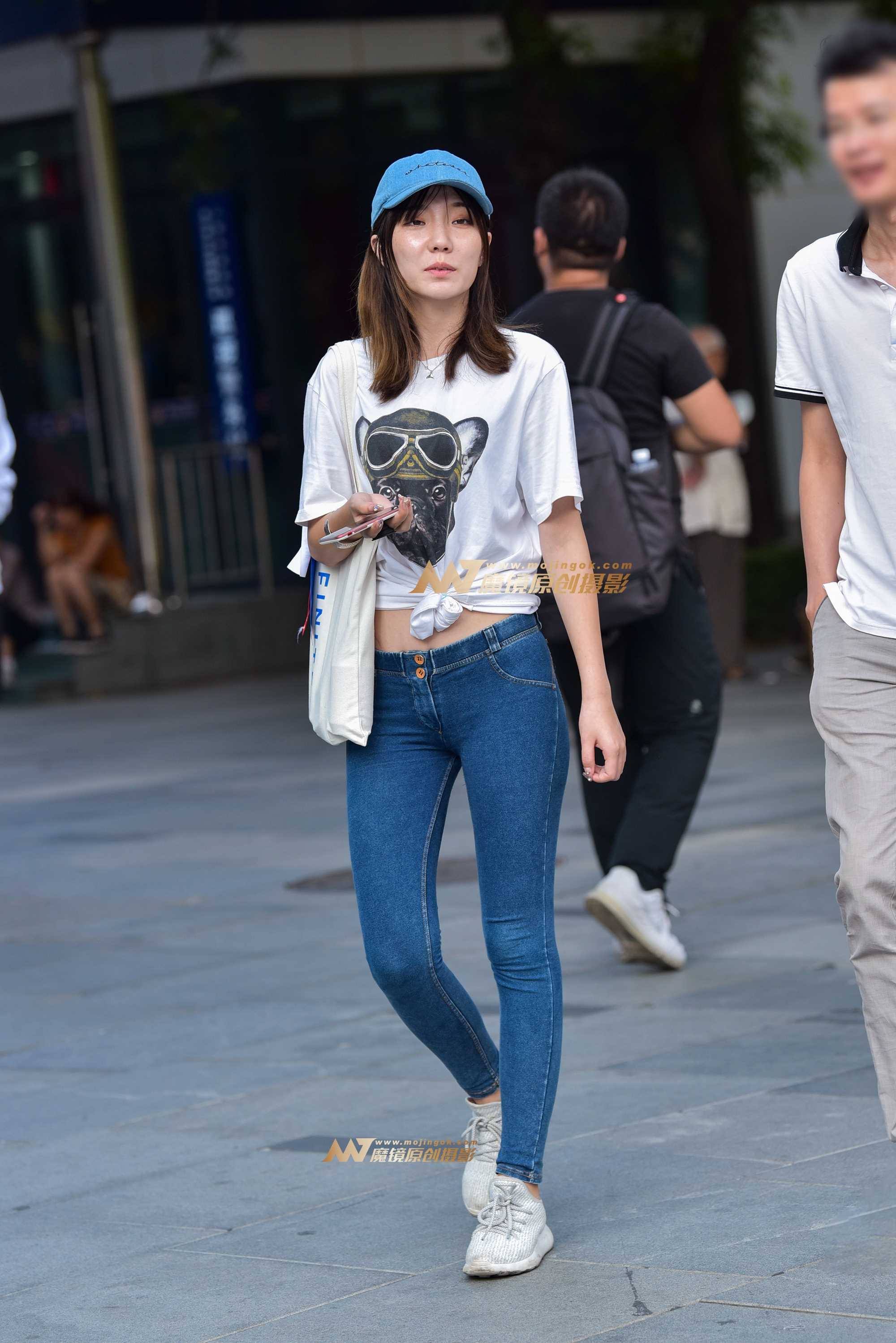 32149-c0eg05bpdmn.jpg