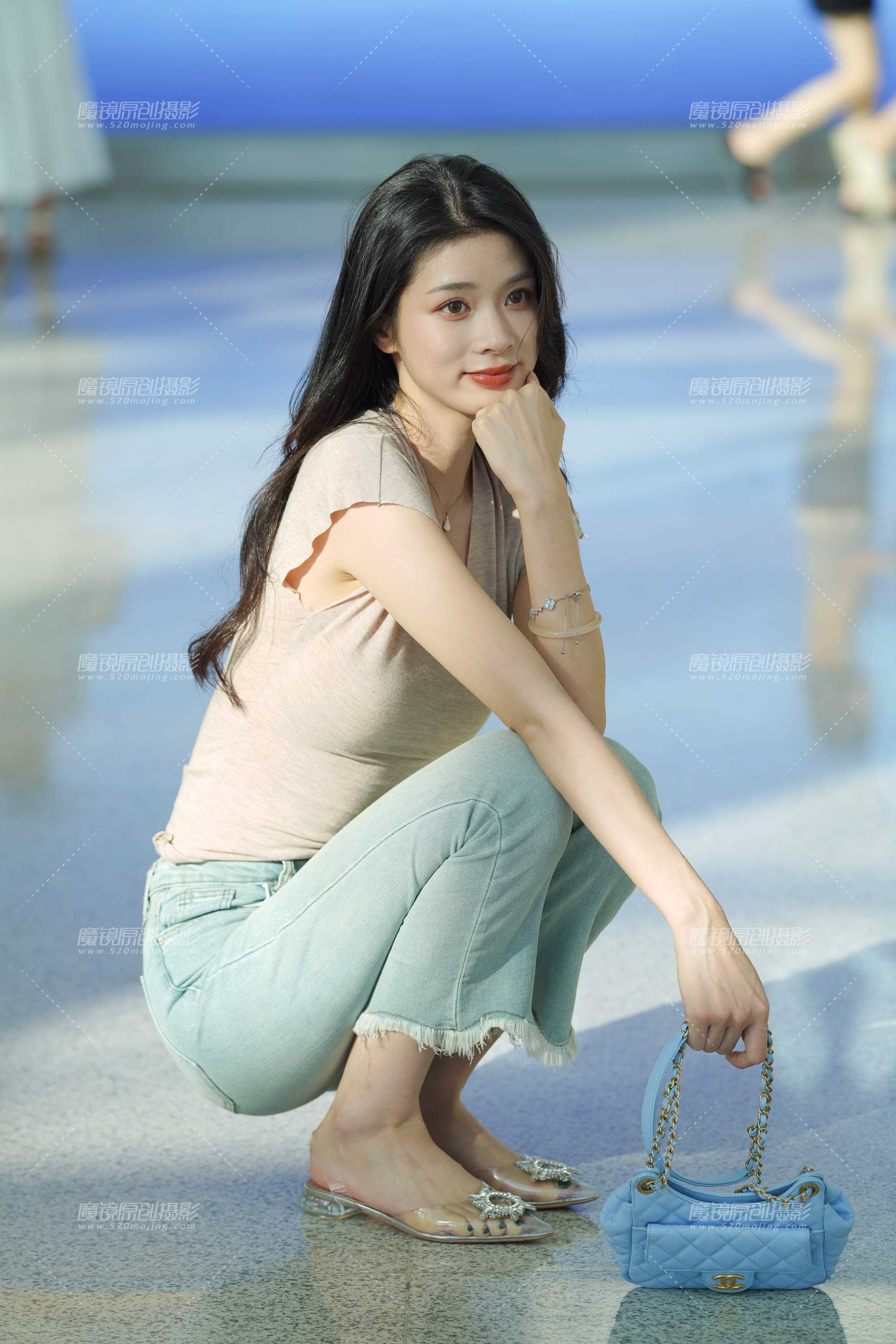 52597-2ng1l3iqumm.jpg