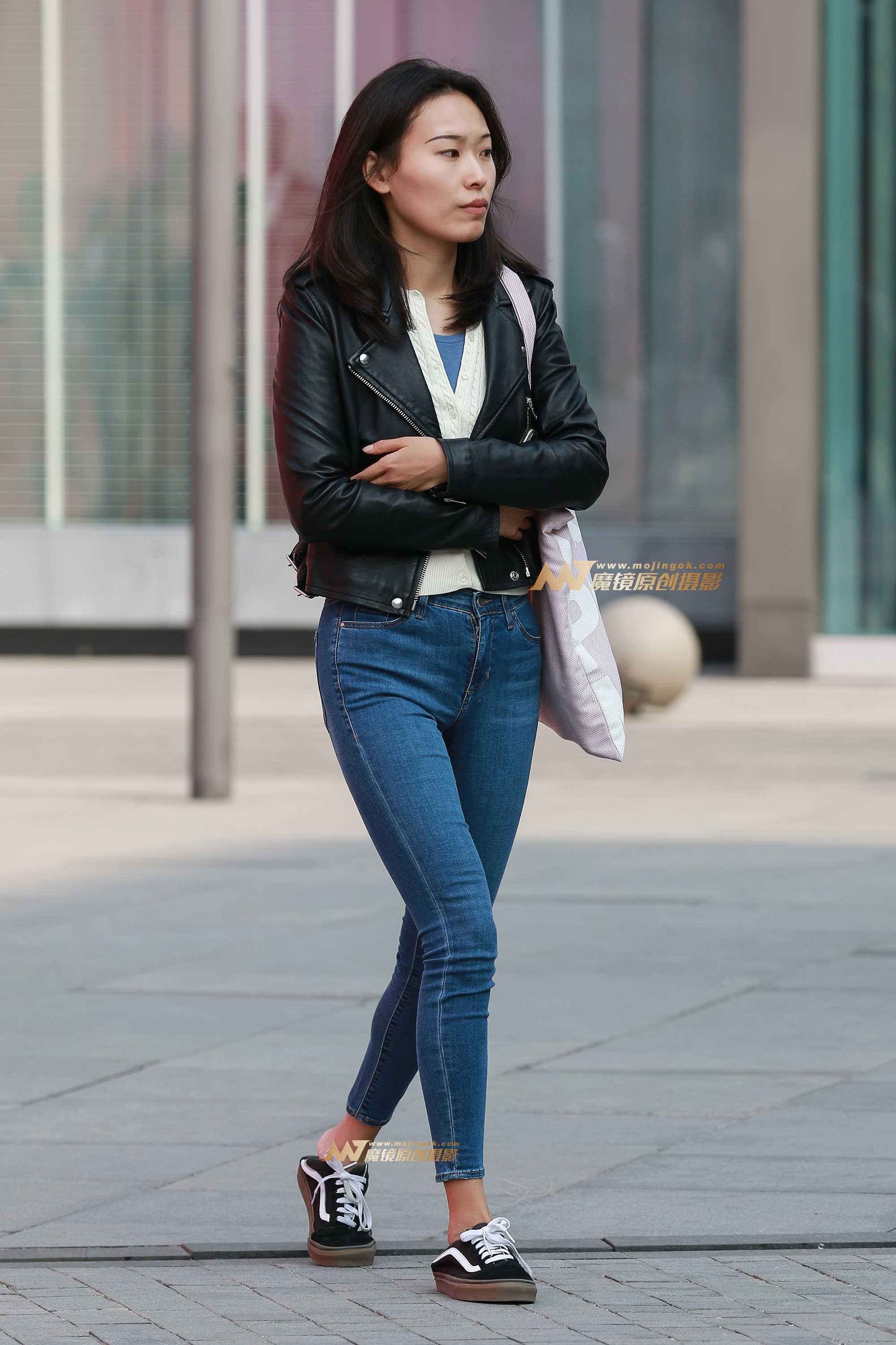 29050-1rreosmp1ve.jpg