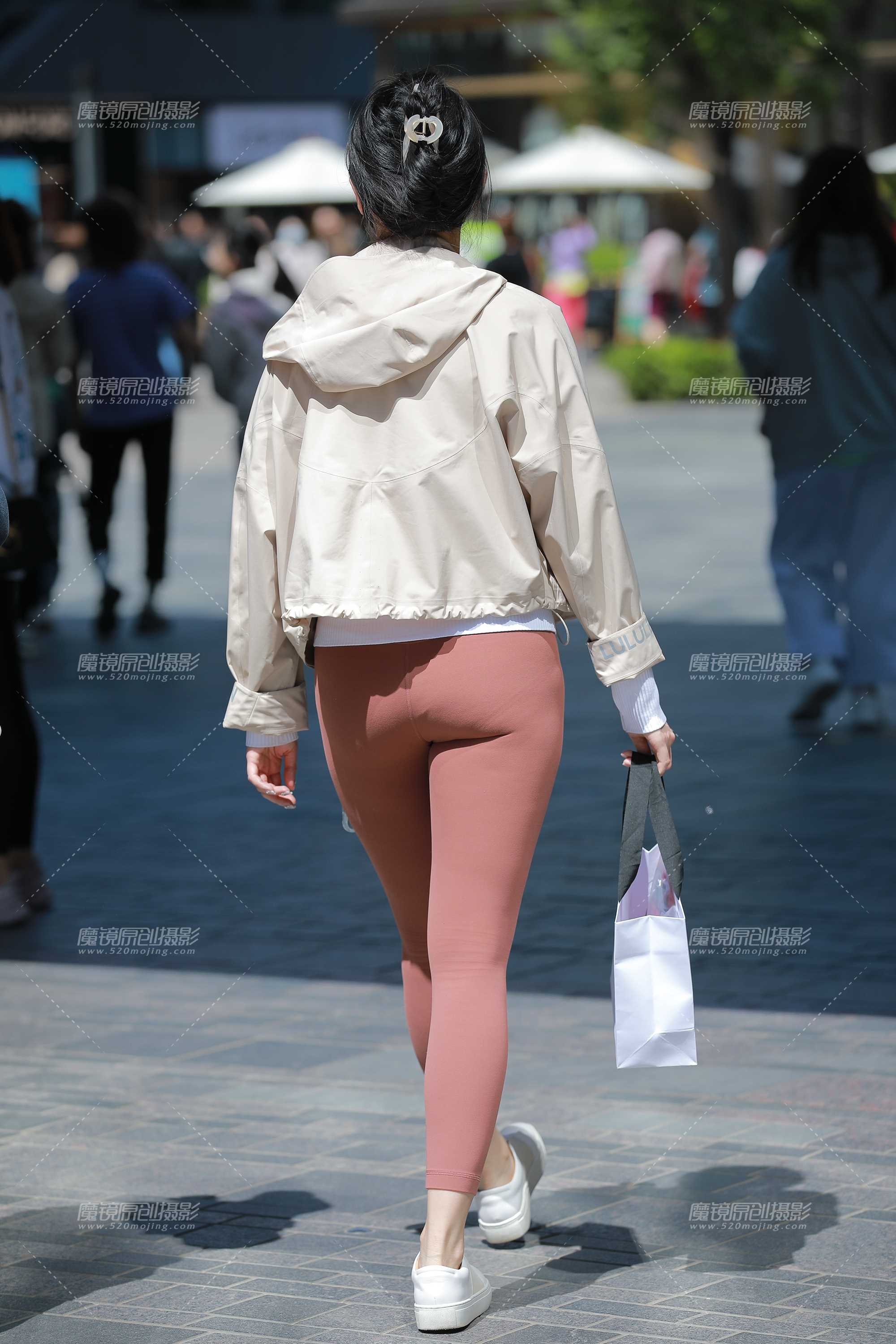49330-pgktcwd0t0v.jpg