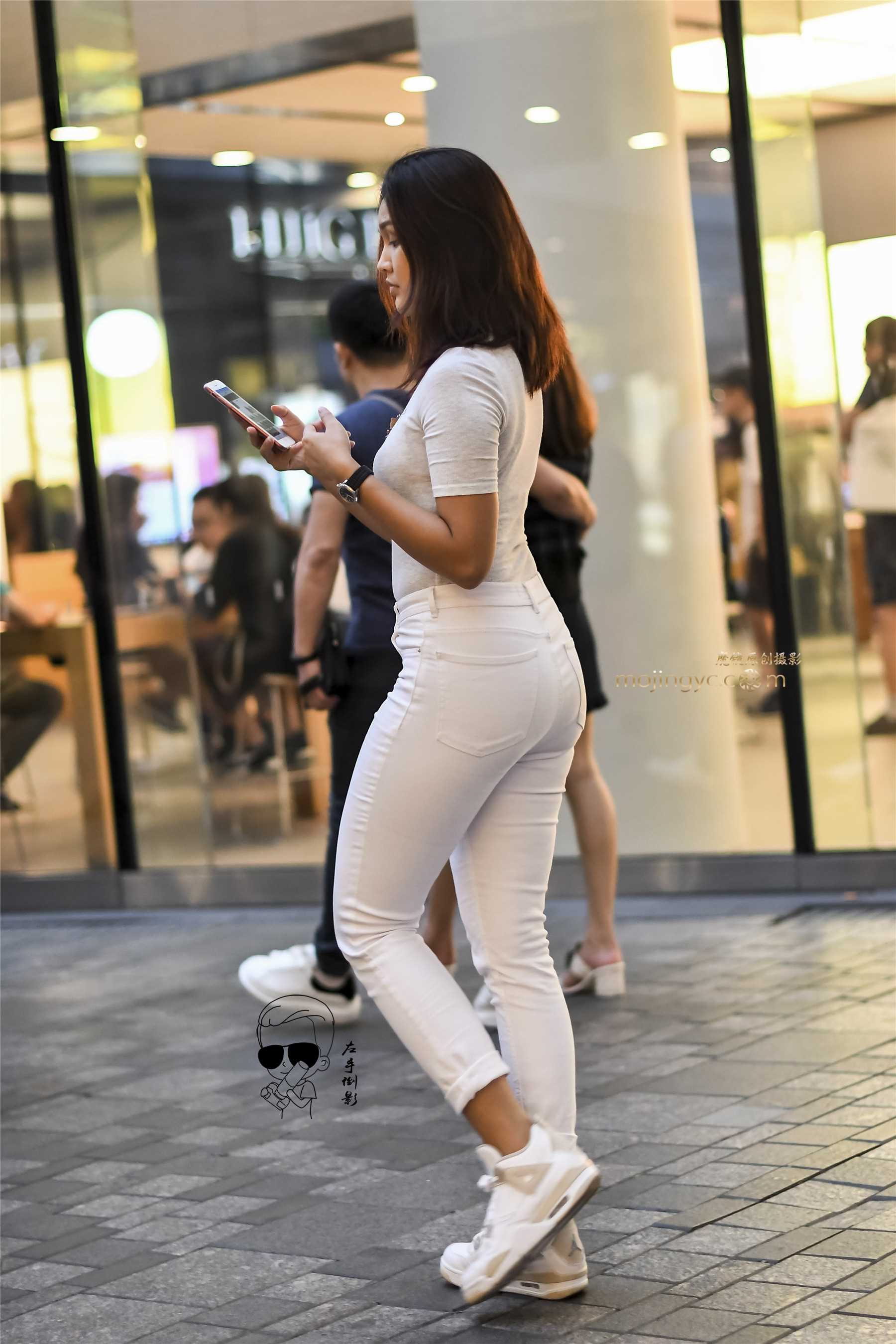 17511-ozdmnok03le.jpg