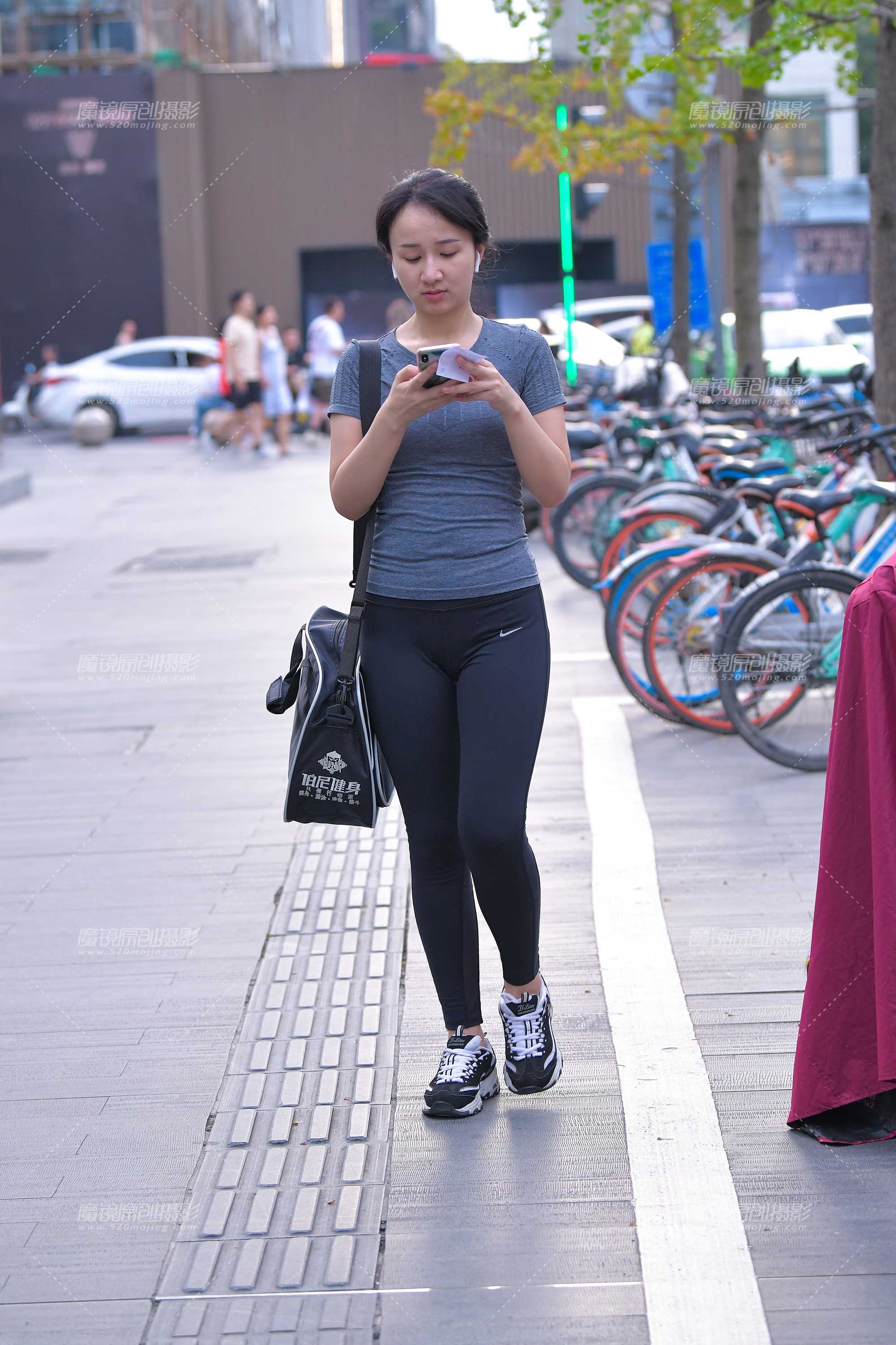 33085-5yiwx1axtvk.jpg