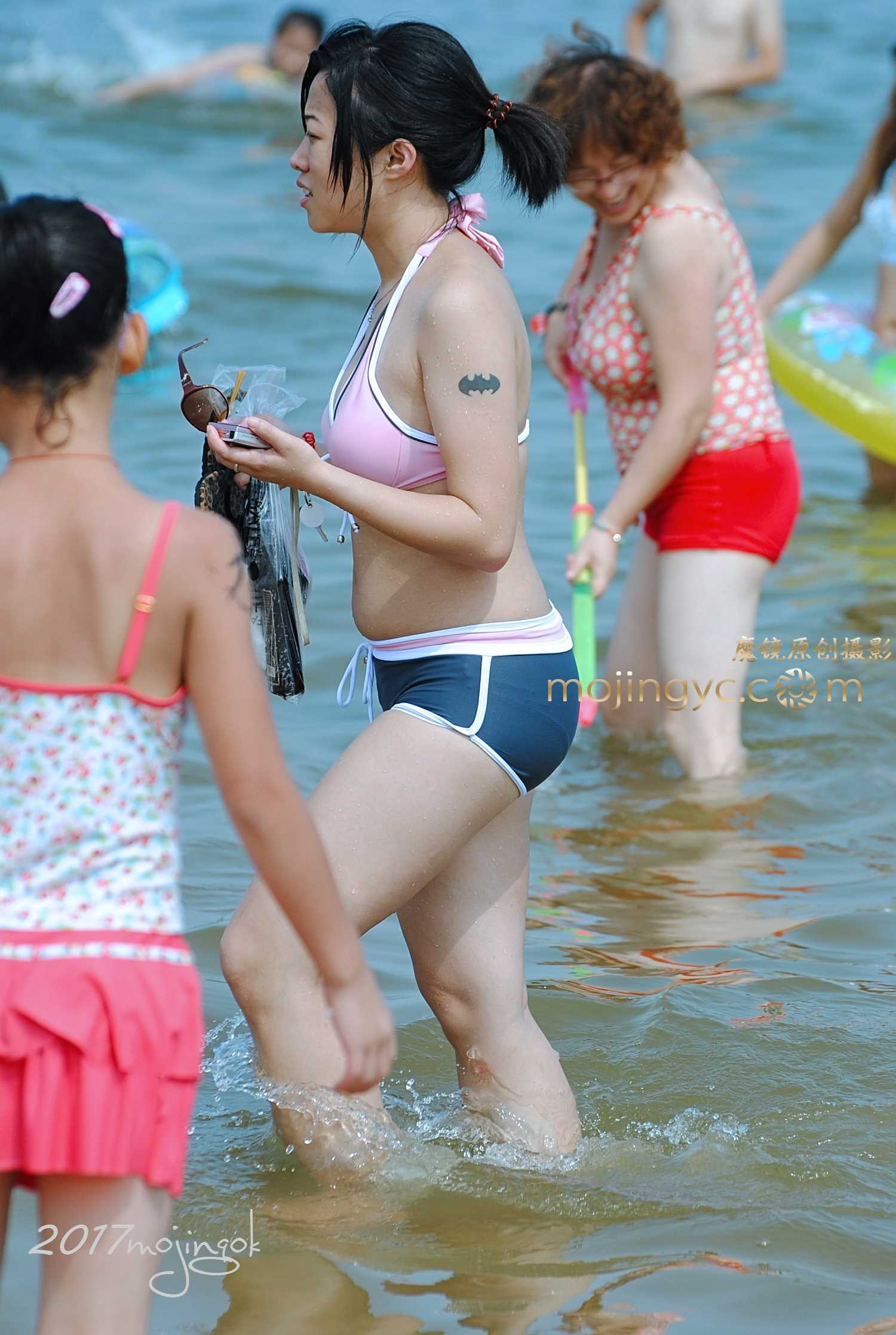13533-wdbfc4b3q5n.jpg