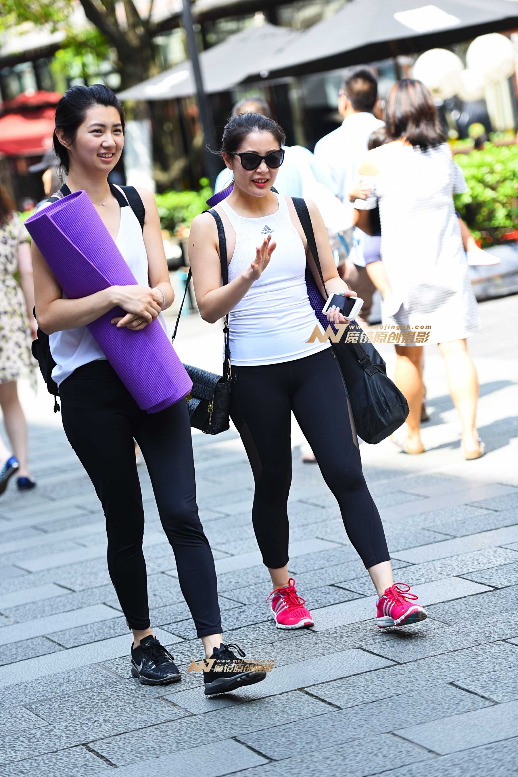 22210-q03yvym4ltf.jpg