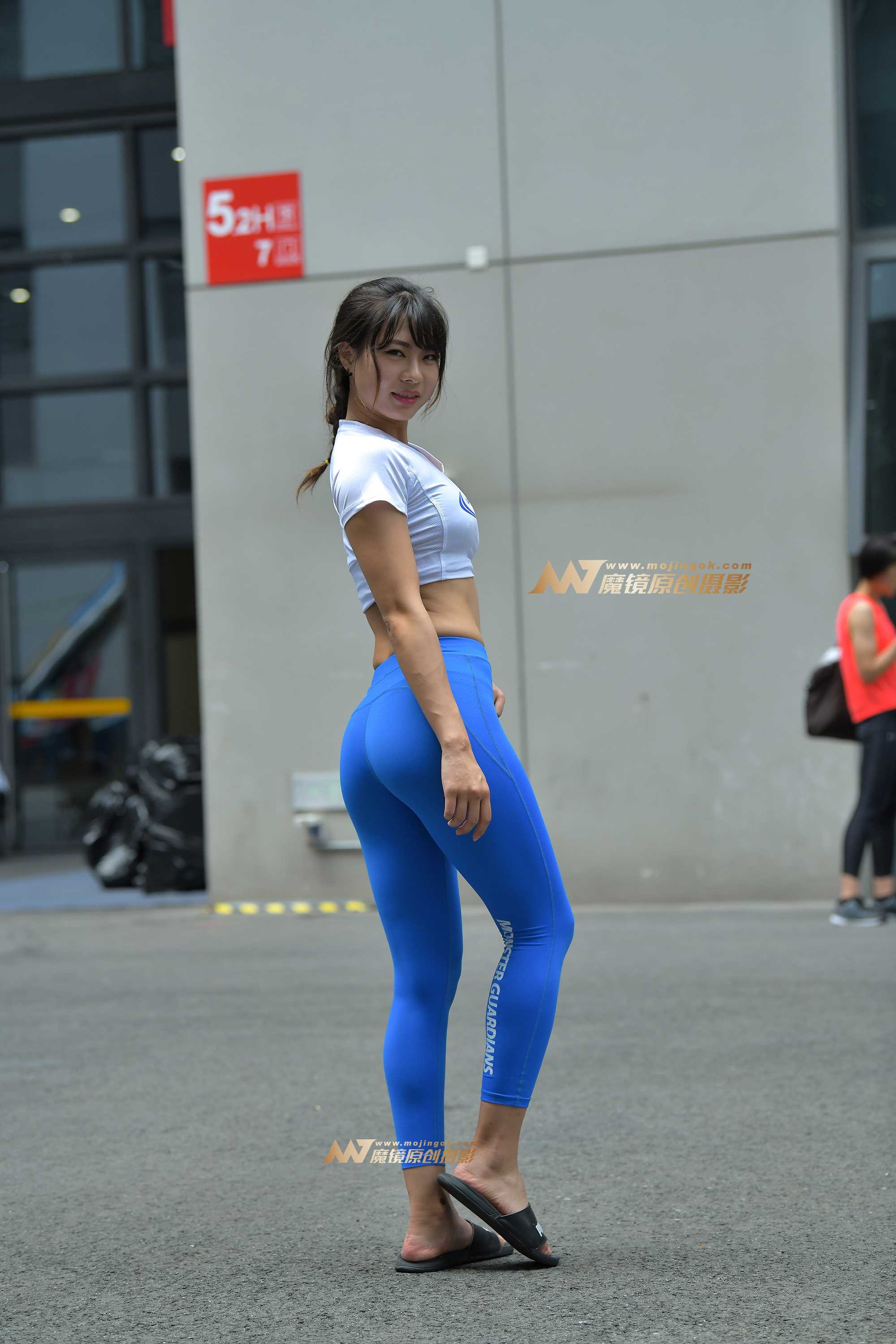 26260-5aulaswxu54.jpg