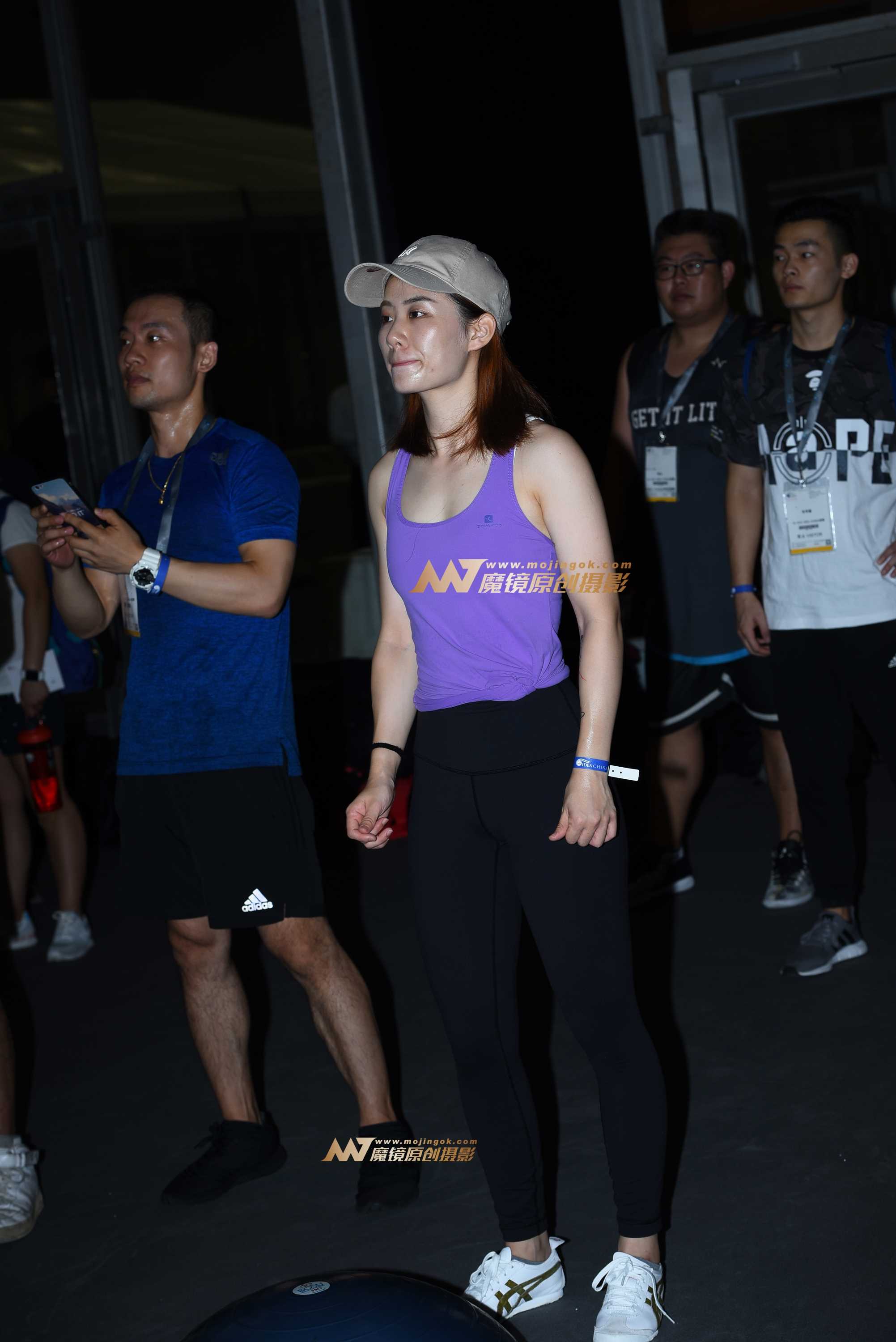 28069-moe3j5xsnjn.jpg
