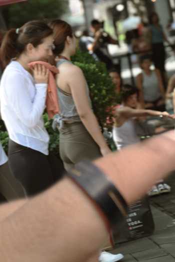 28071-h4m55thdpss.jpg