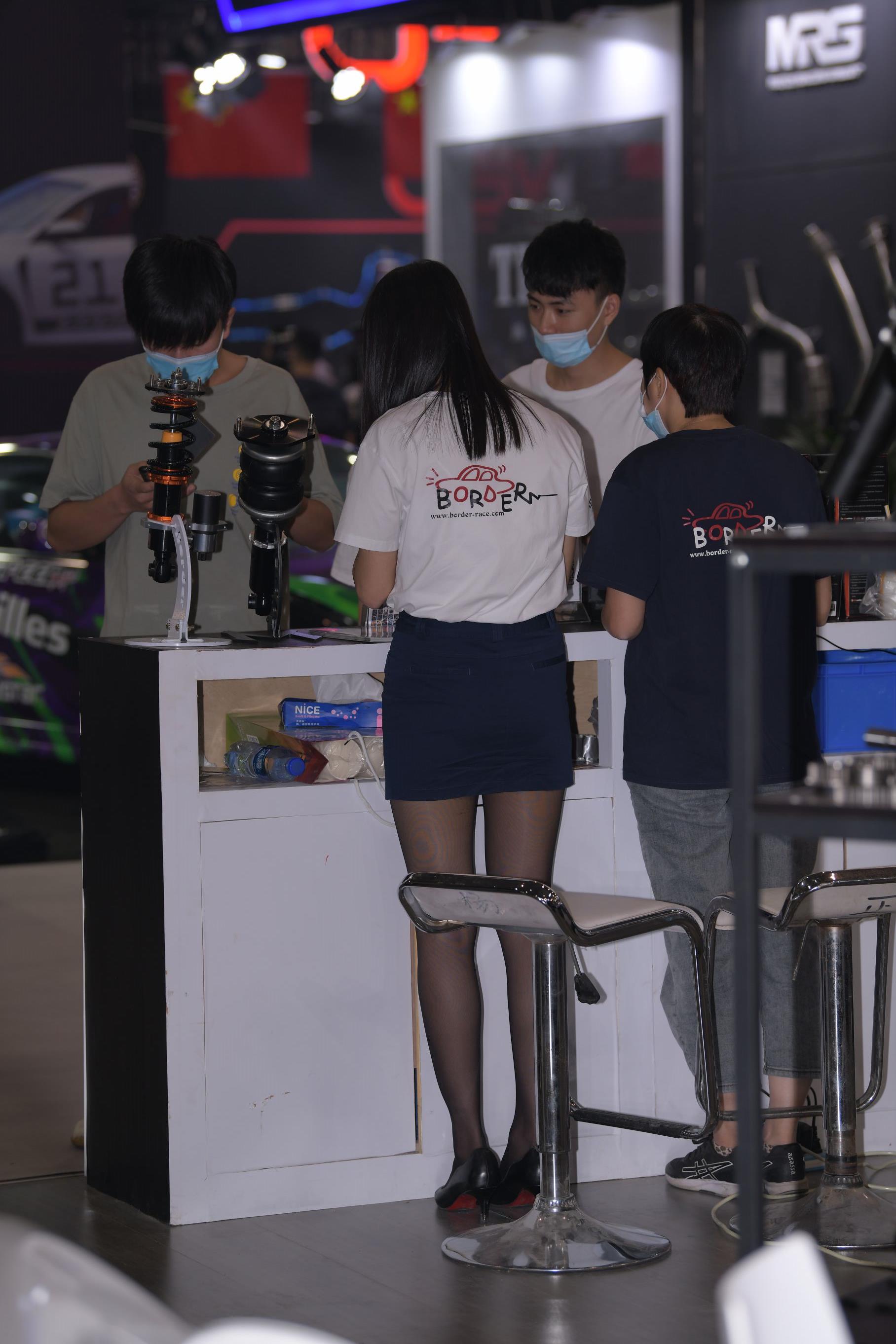 29741-muijo21n5tv.jpg