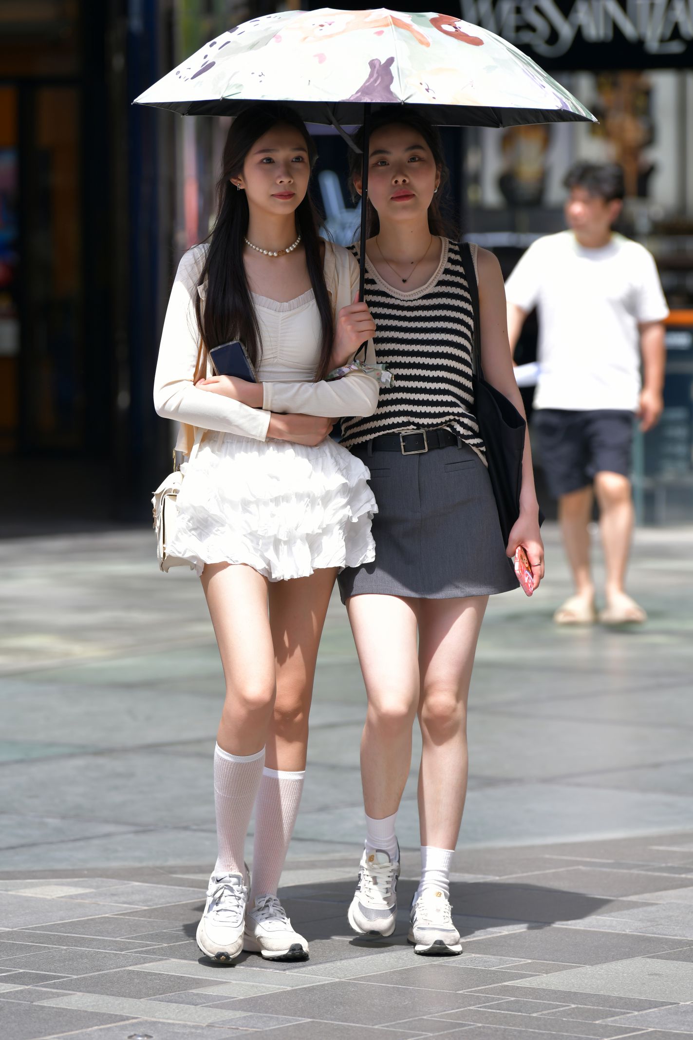 32090-j2drv3nnsq0.jpg