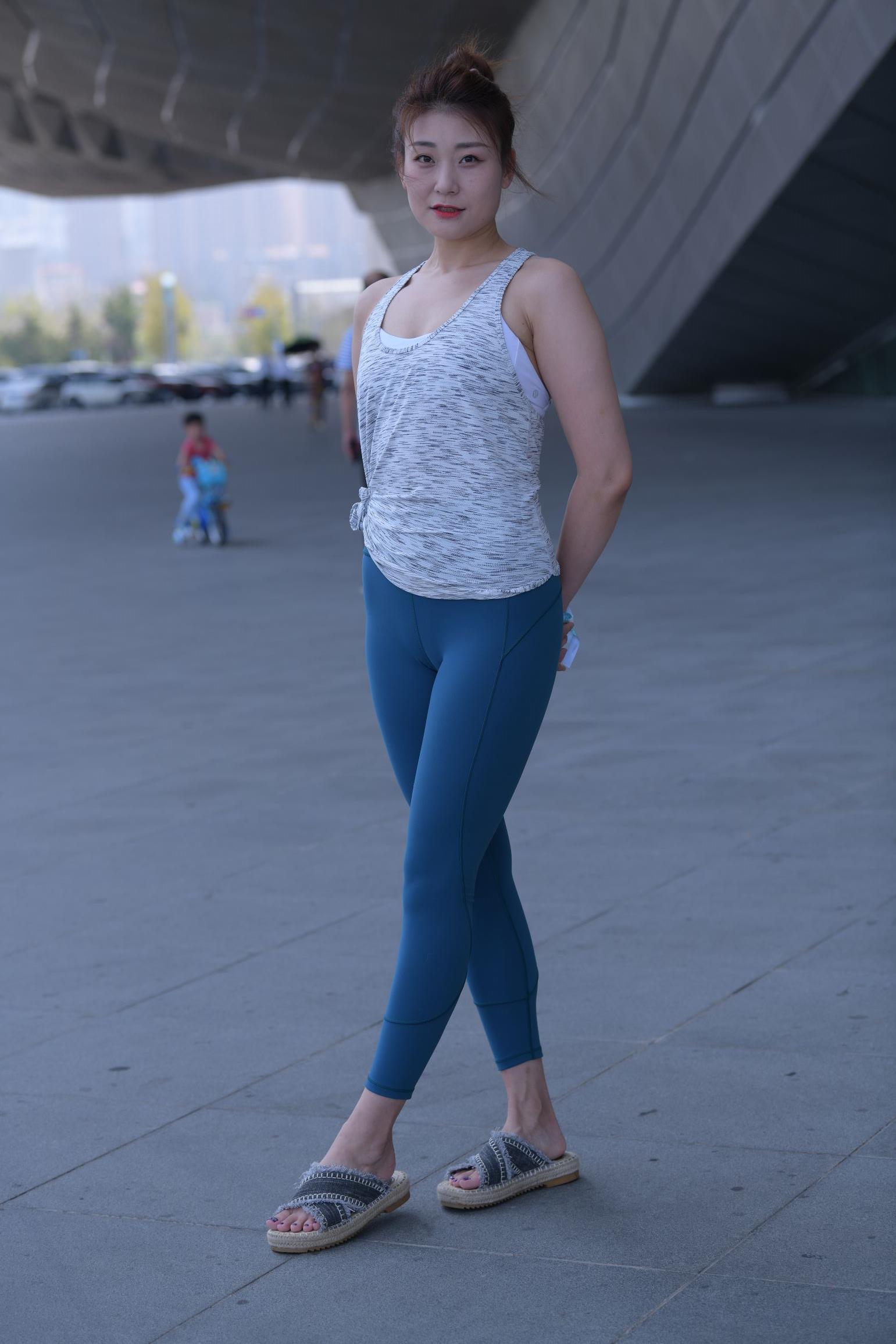 32281-10m2f4r4sl3.jpg