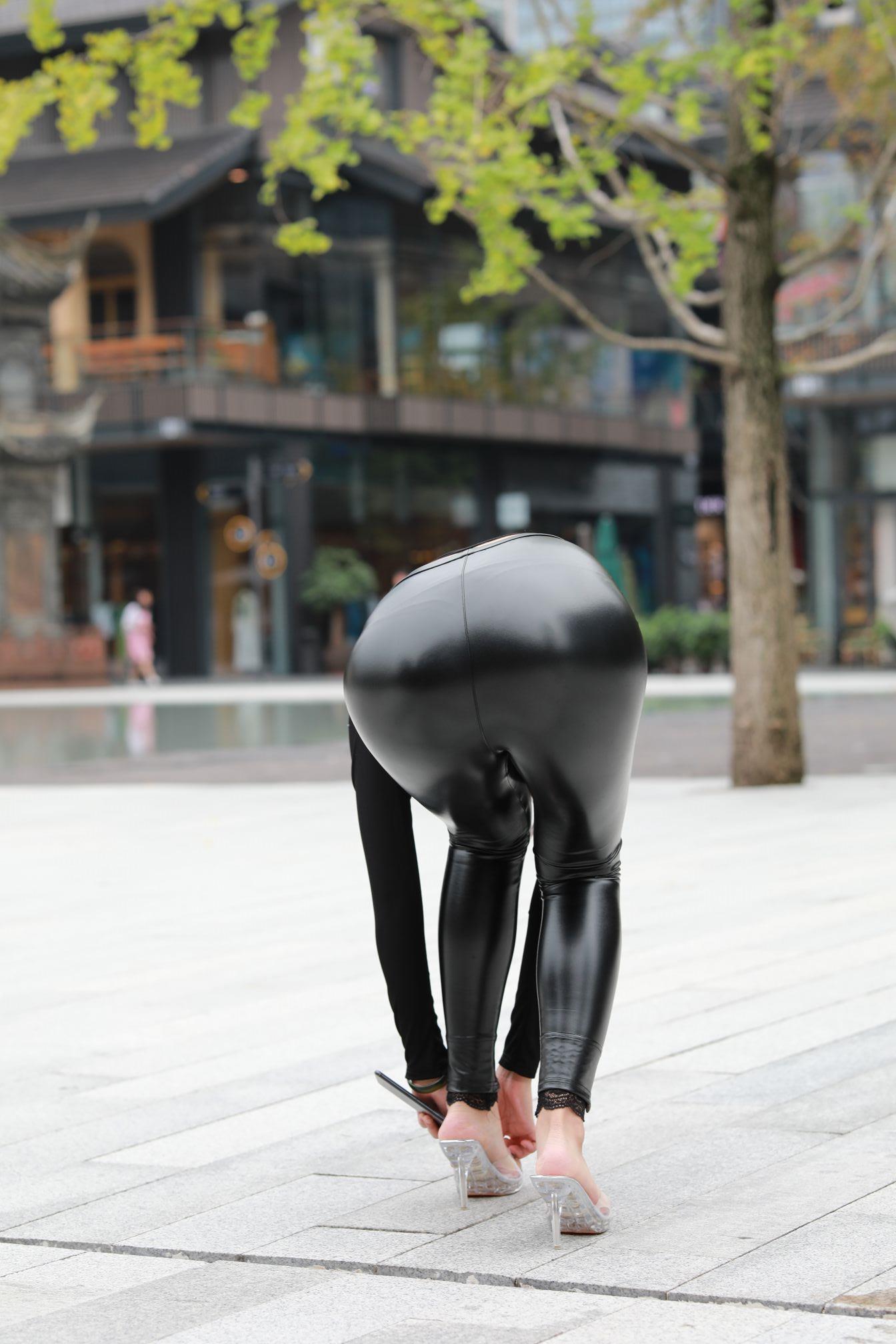 10560-mnigkd2nkgx.jpg