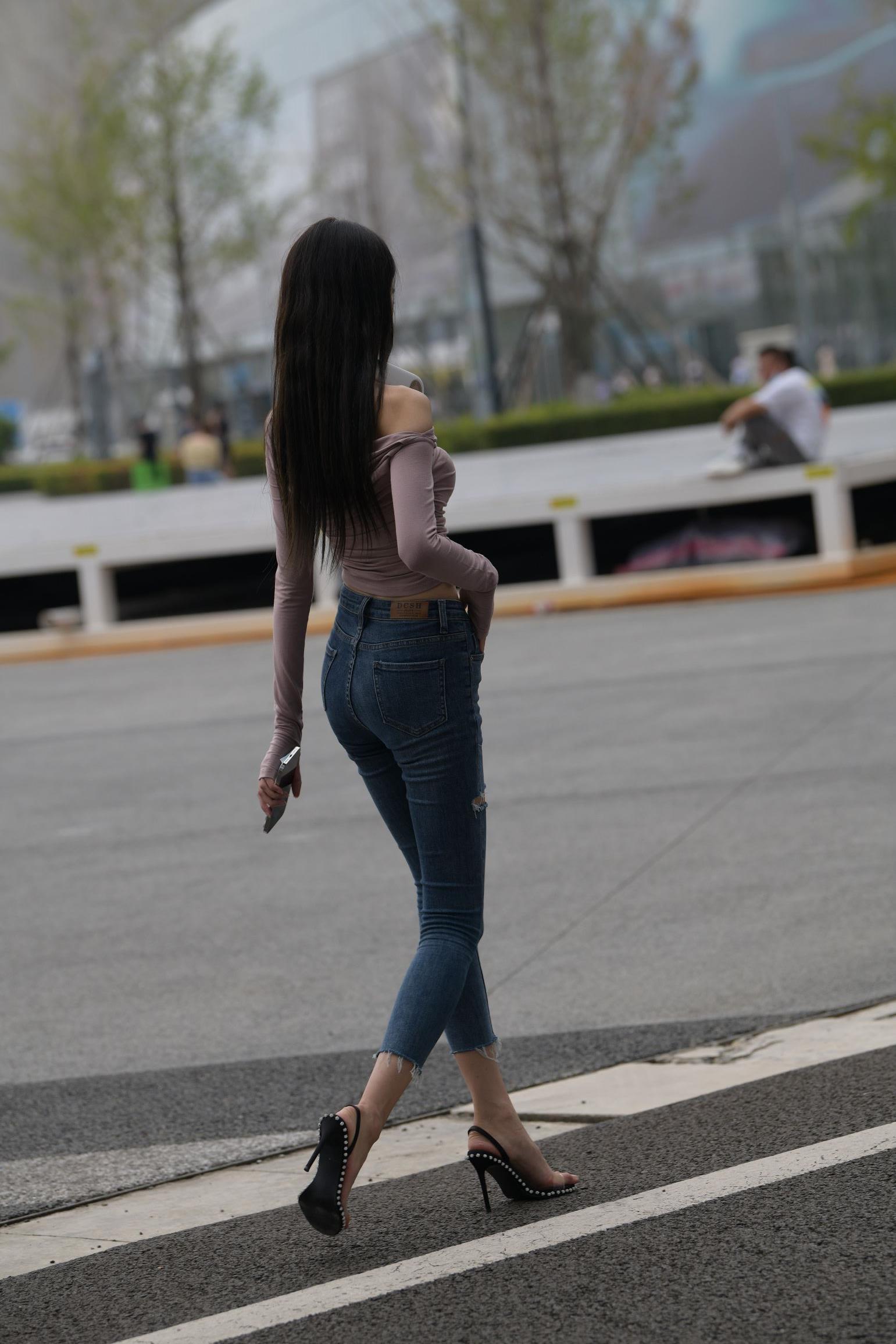 32910-0djyztmjylr.jpg