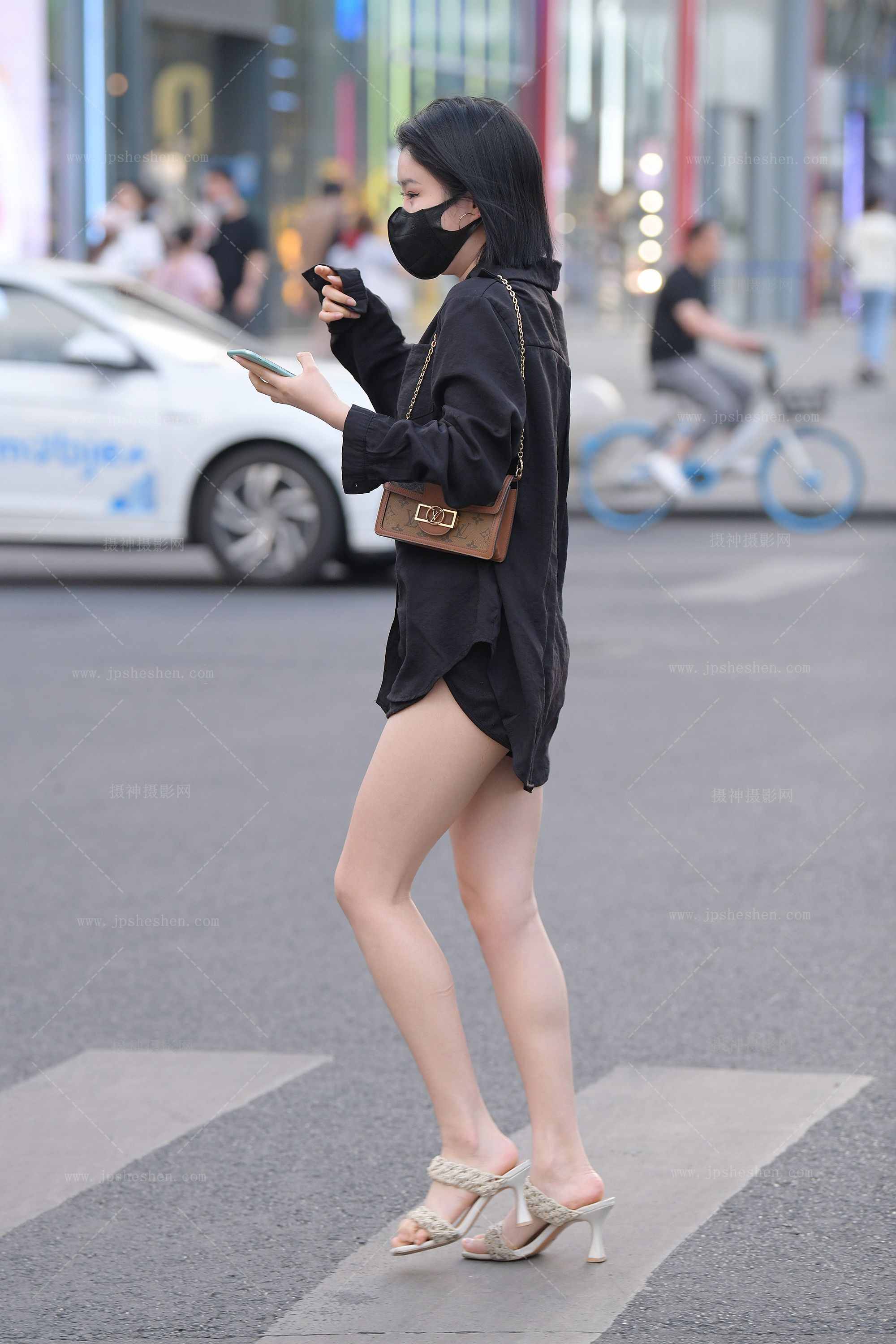14311-nlcjev1j3hi.jpg
