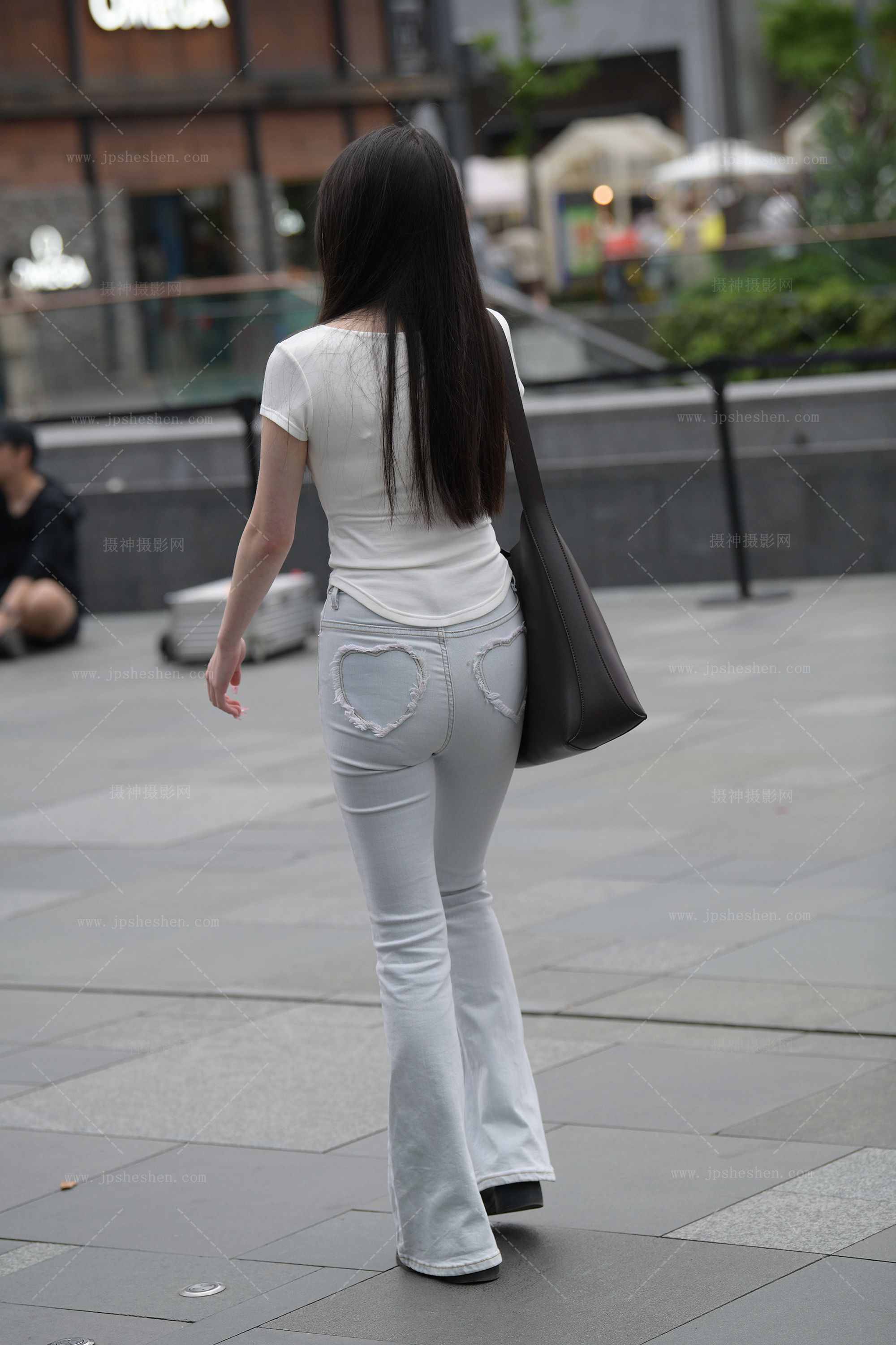 15112-mrfxaqeloyo.jpg