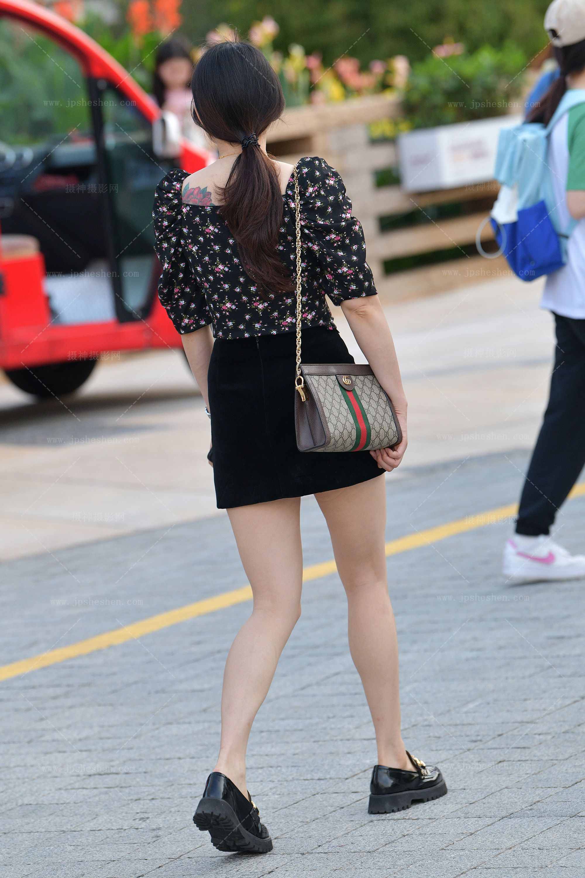 15306-1sub2pjl3ly.jpg