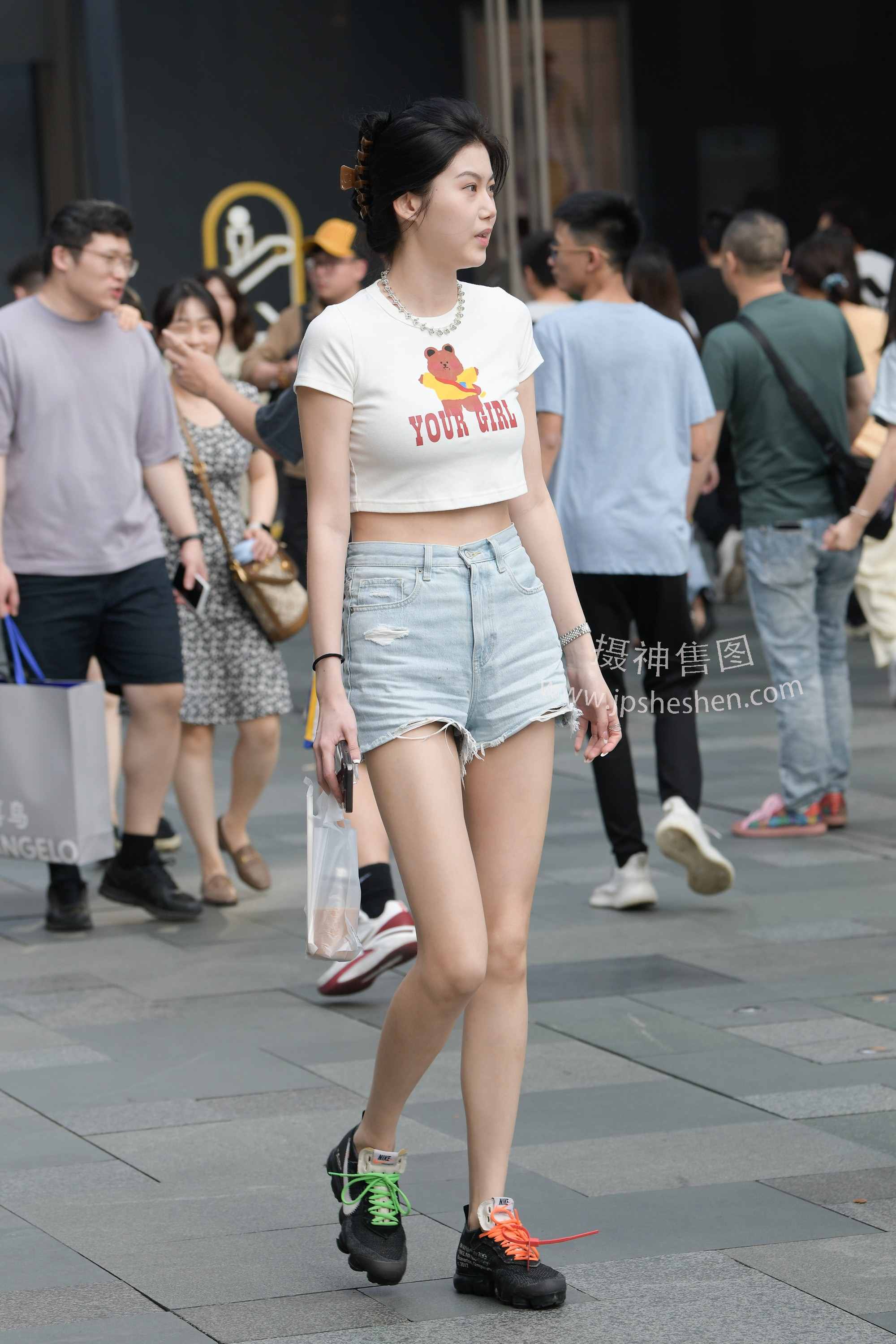 11296-kizty1fdw3o.jpg