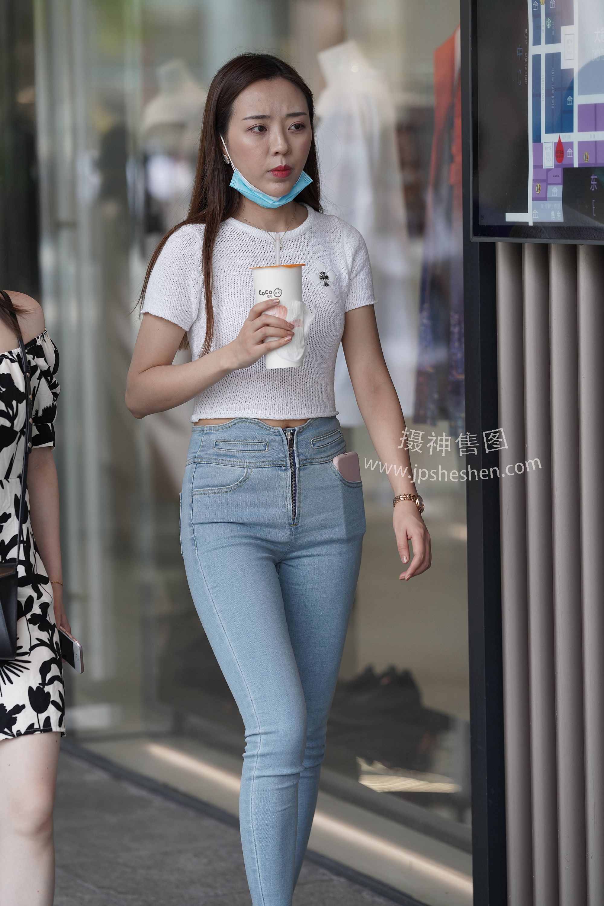 10501-h043ilq14ue.jpg