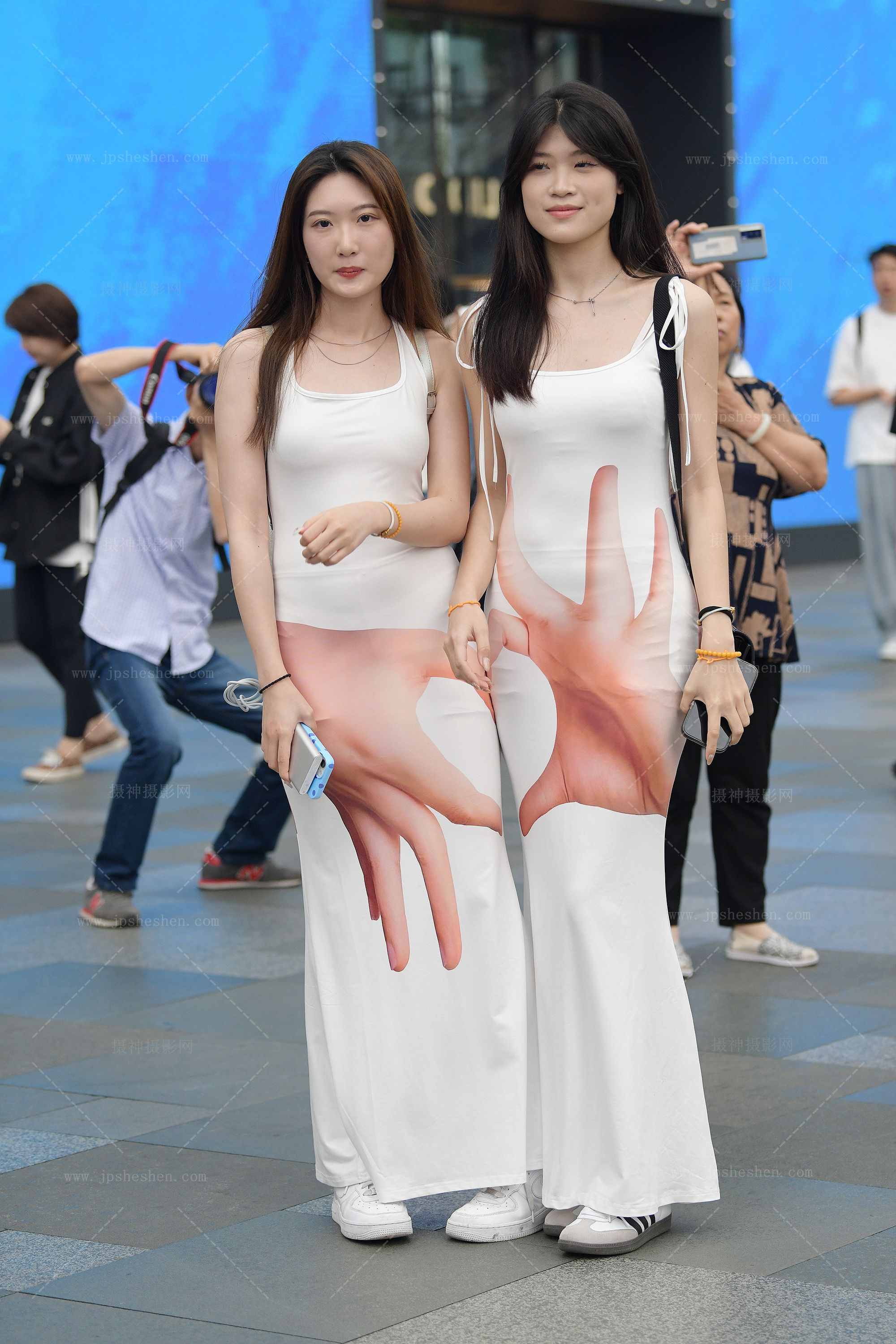 16911-3y4hvuv2eps.jpg