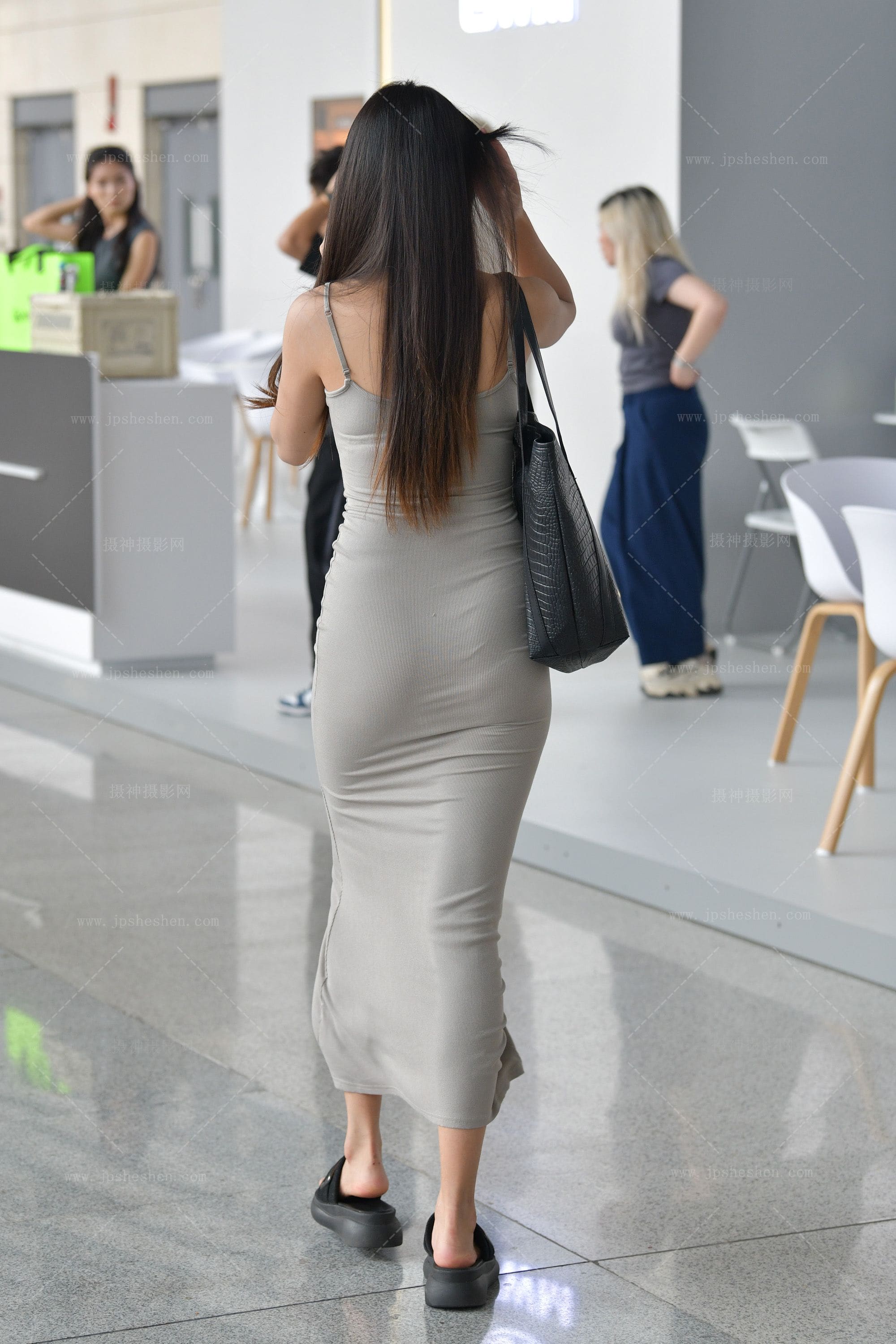 17598-u3y0qossudf.jpg