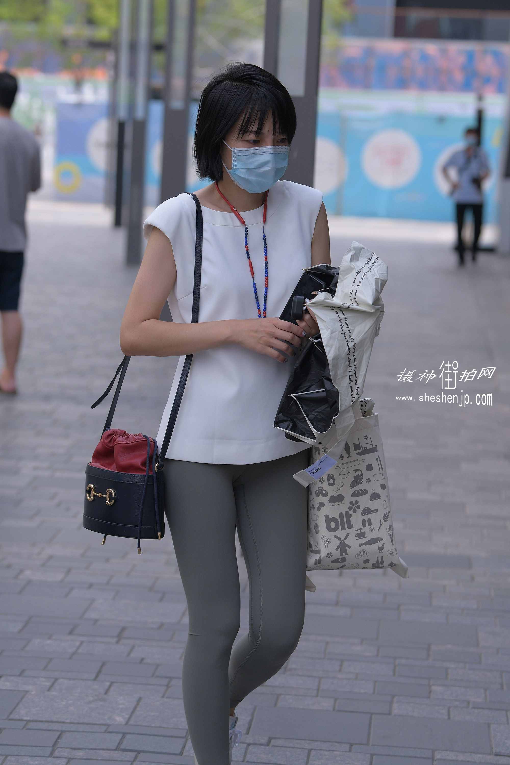 8759-p3pry5oudhp.jpg