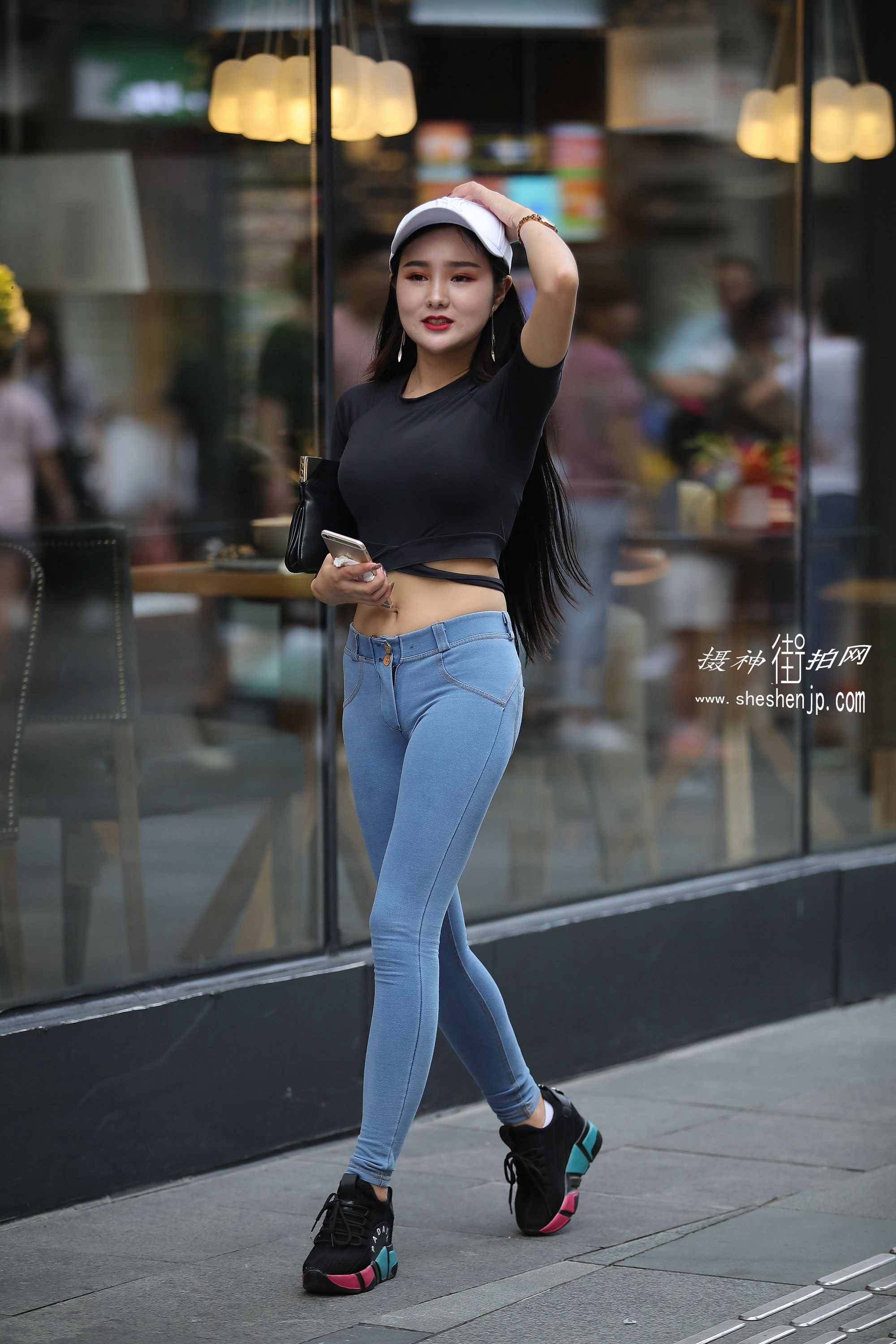 8764-lcyknulnph1.jpg