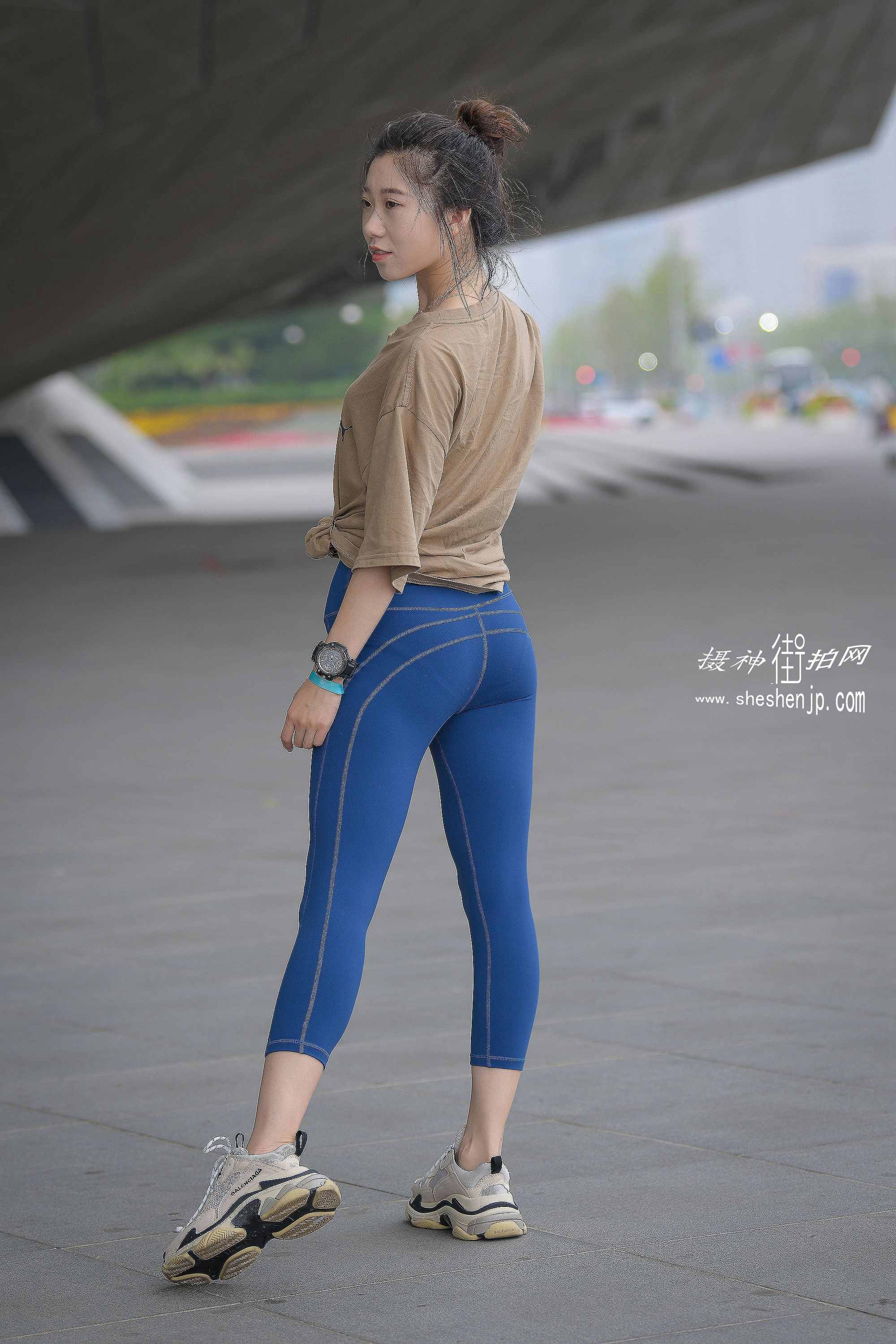 8658-mnc5ovaooln.jpg