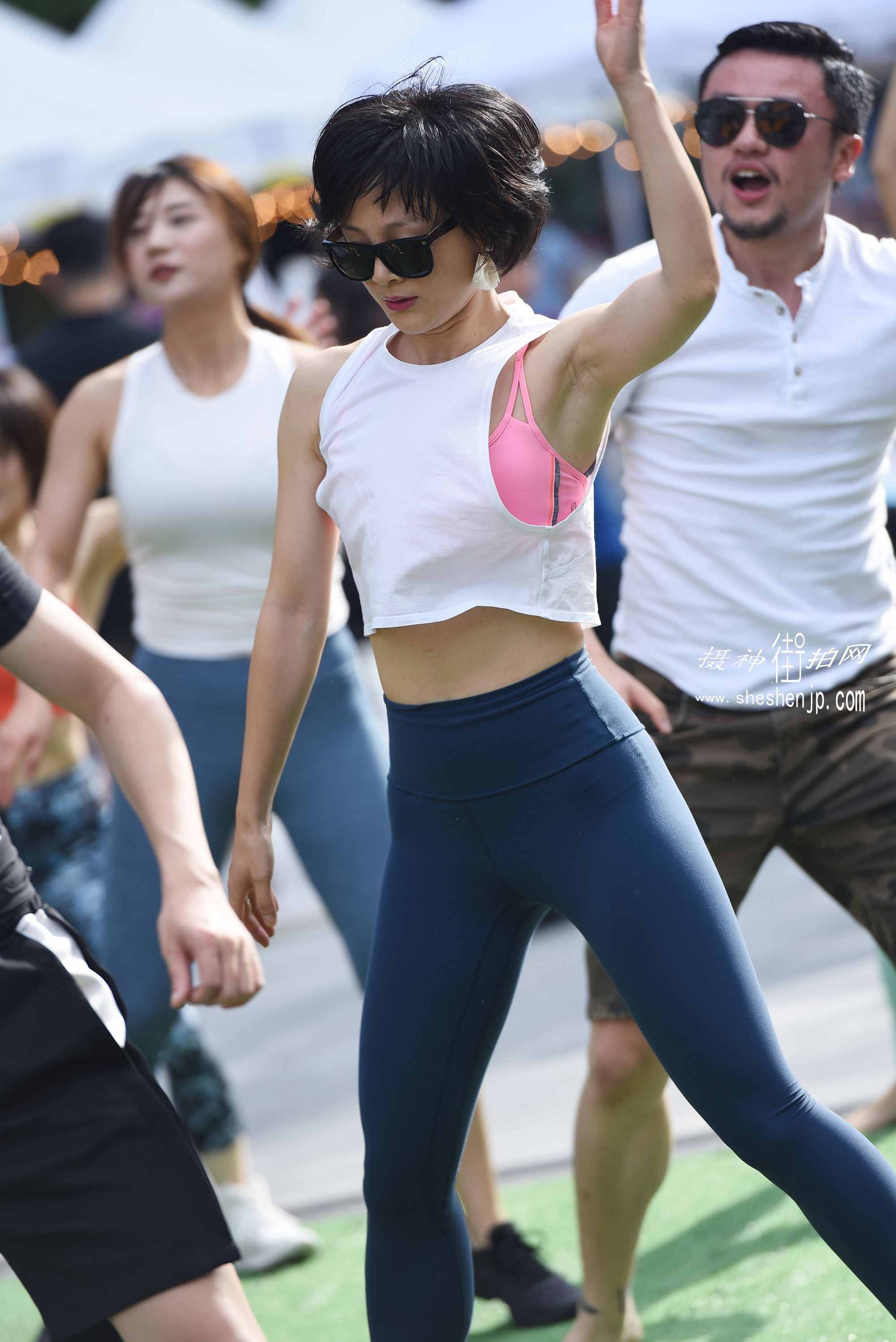 8254-1u453c2p3p3.jpg