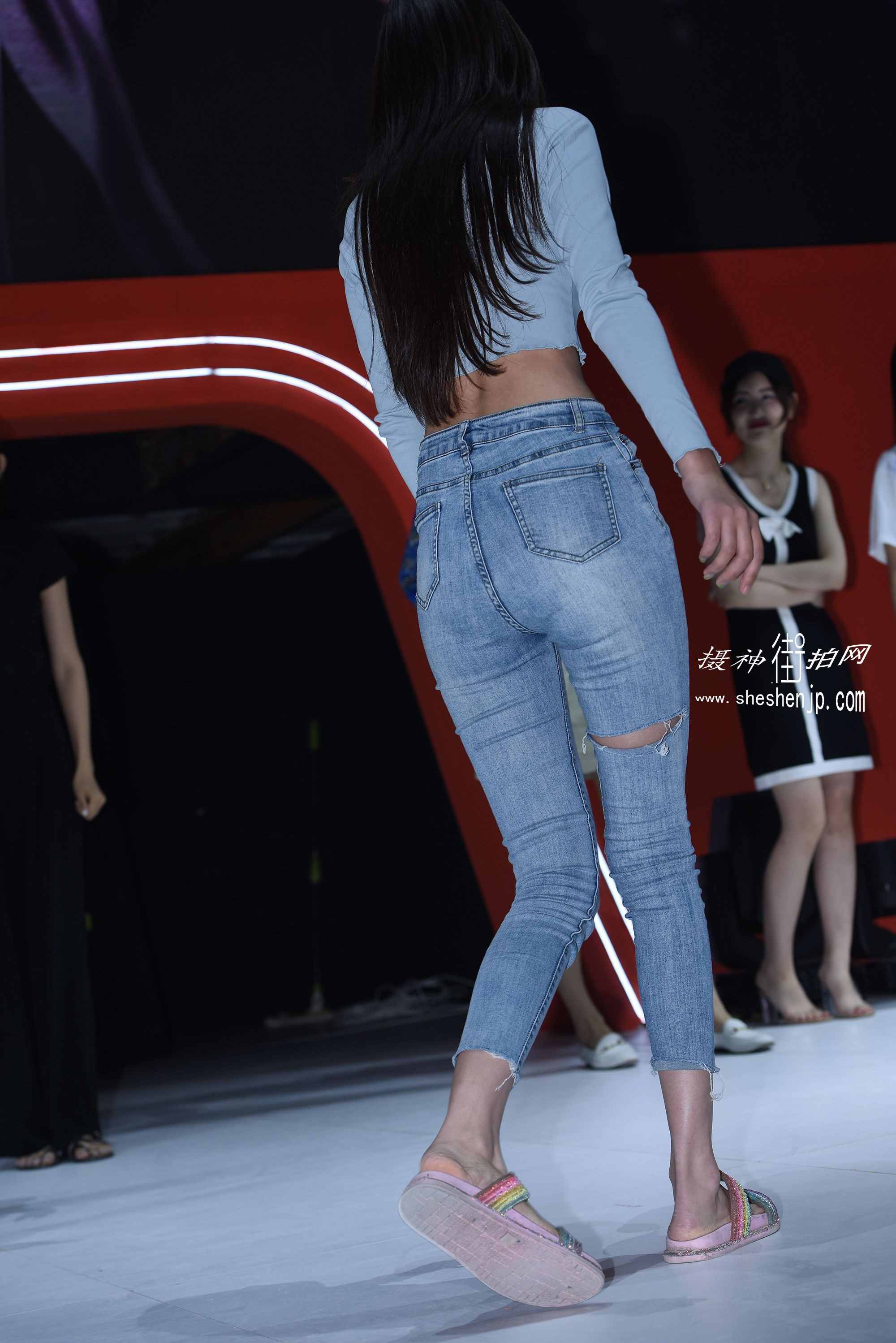 8176-u1ldmkxxfms.jpg