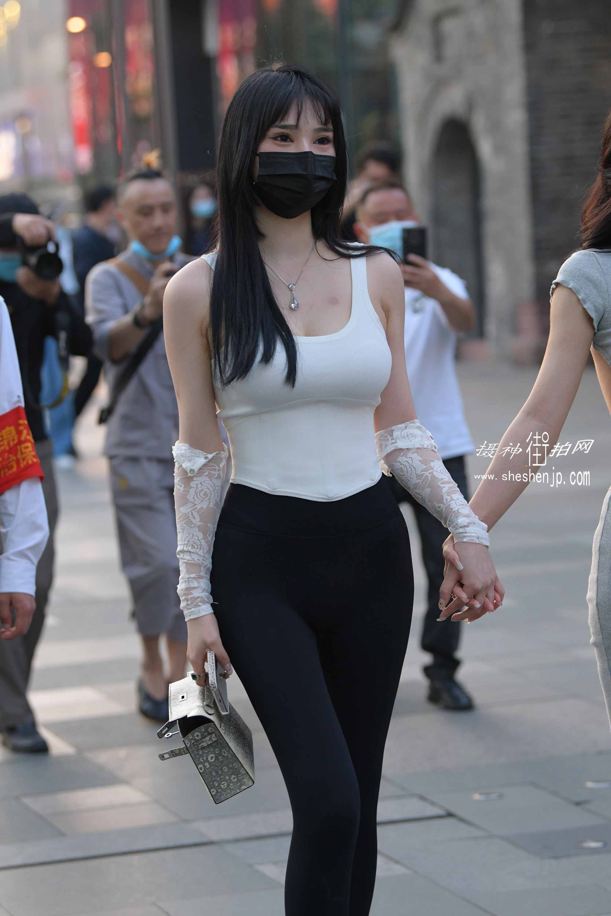 7639-eoluyfw2avu.jpg
