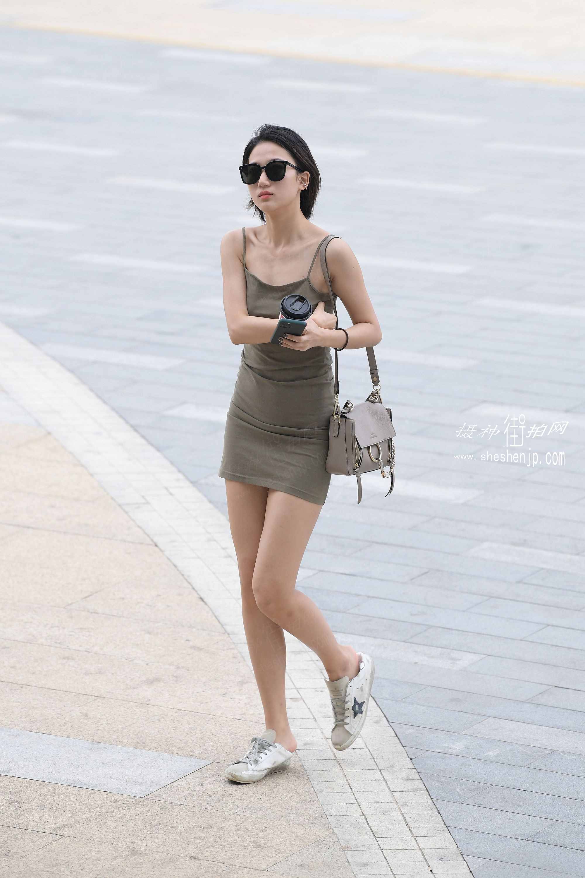 6777-gc0jf5fhxpj.jpg