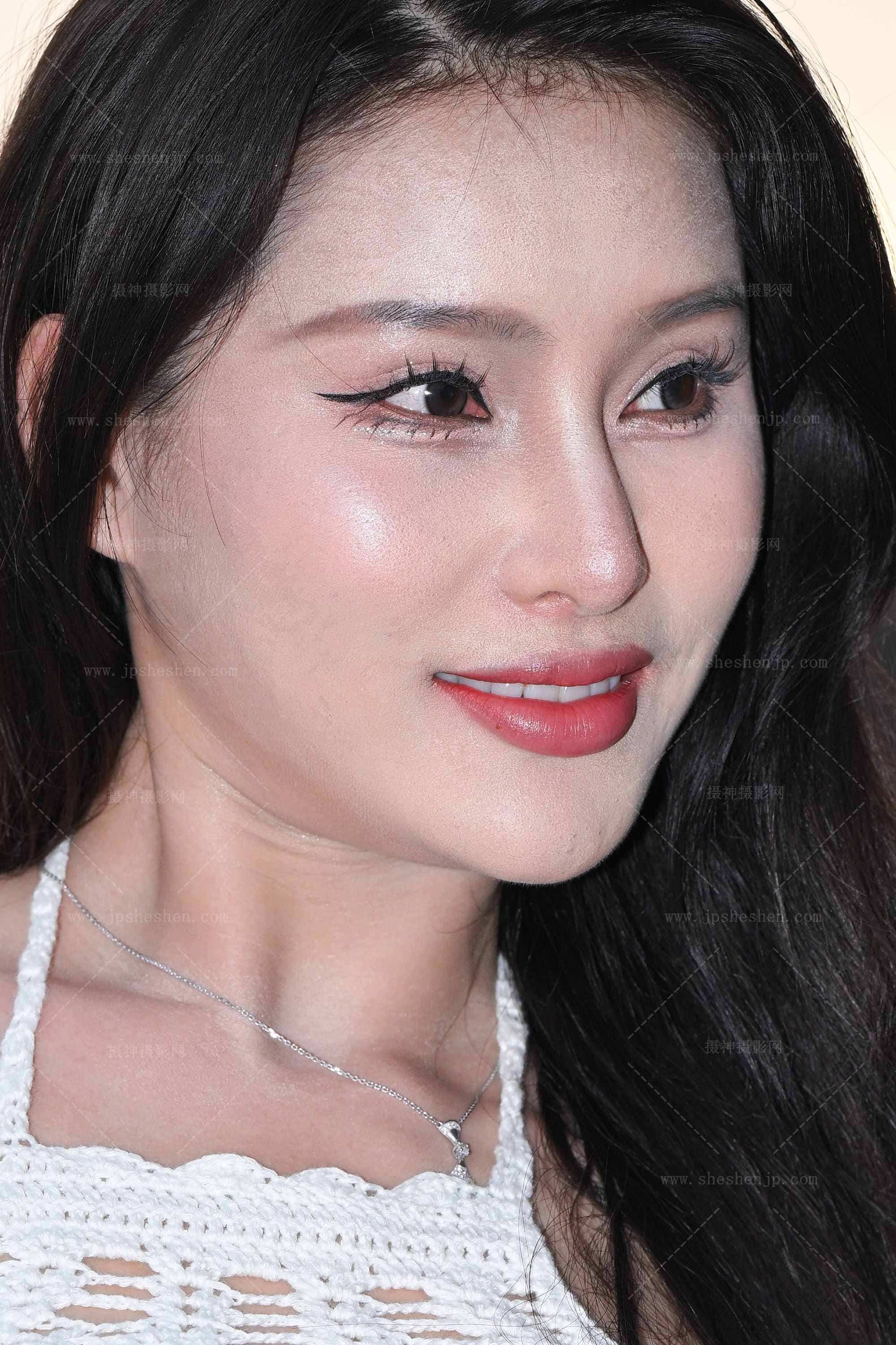 20338-55dlyn4iipl.jpg