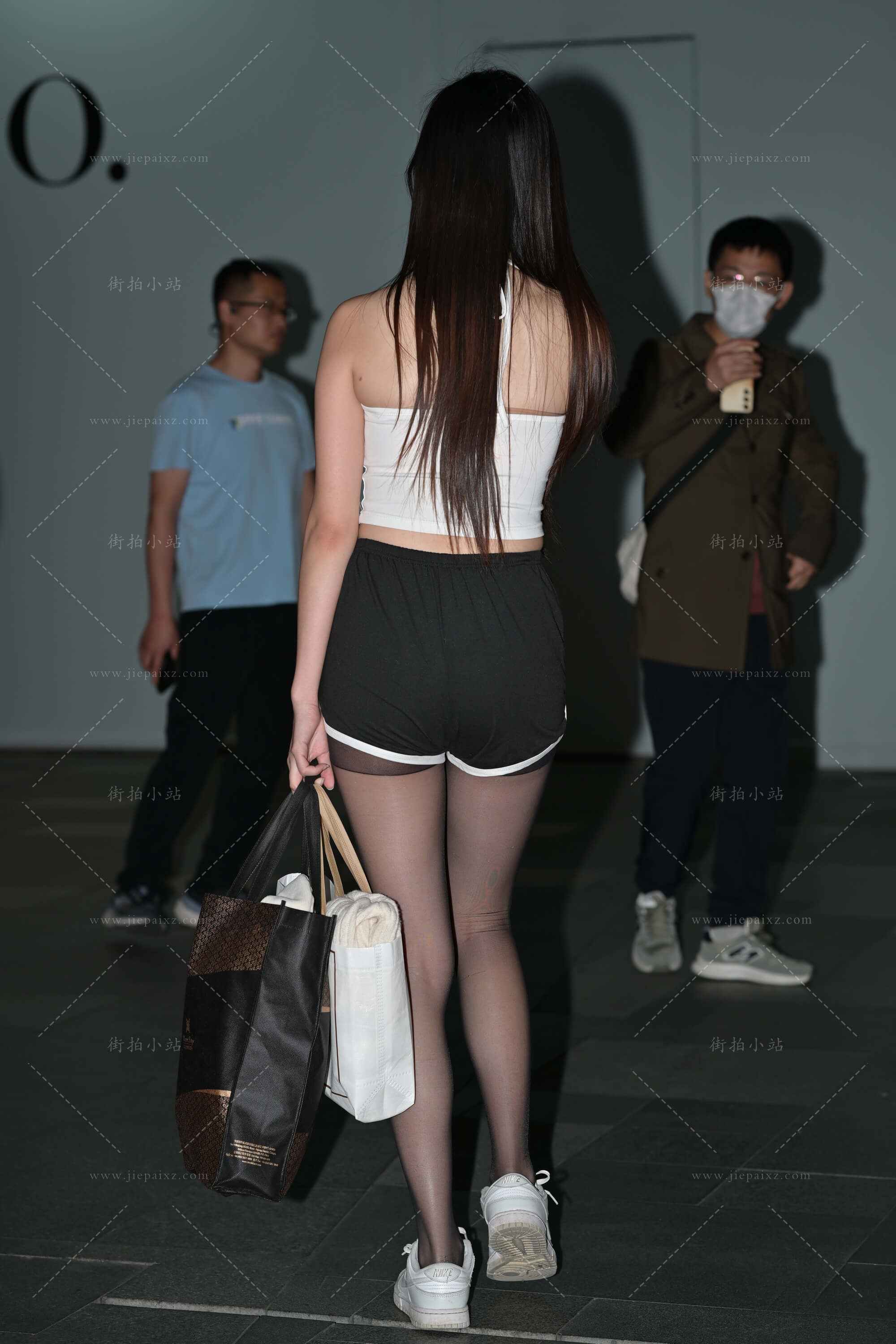 350644jrvubrv4sc.jpg