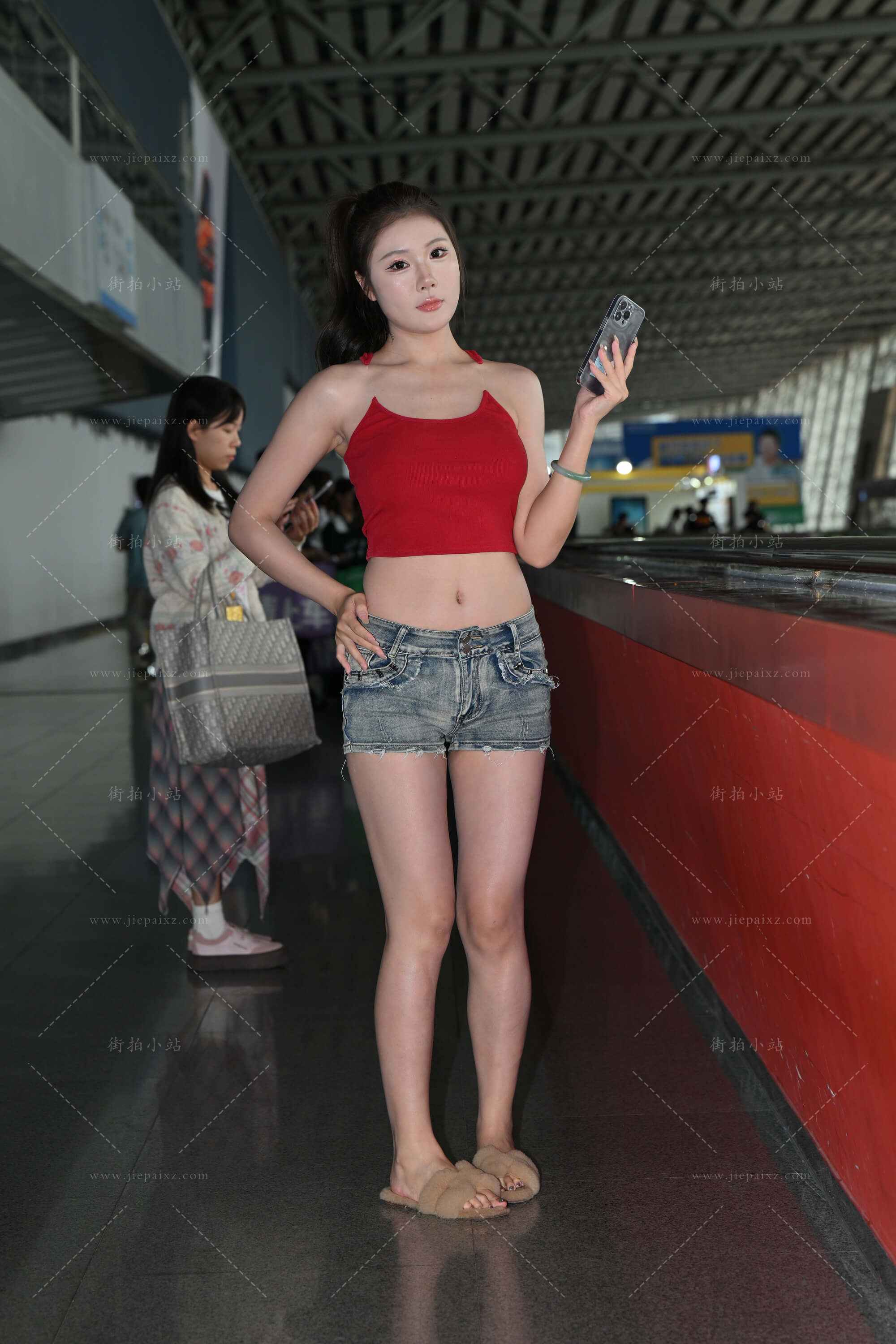 34260q2tg0v2rper.jpg