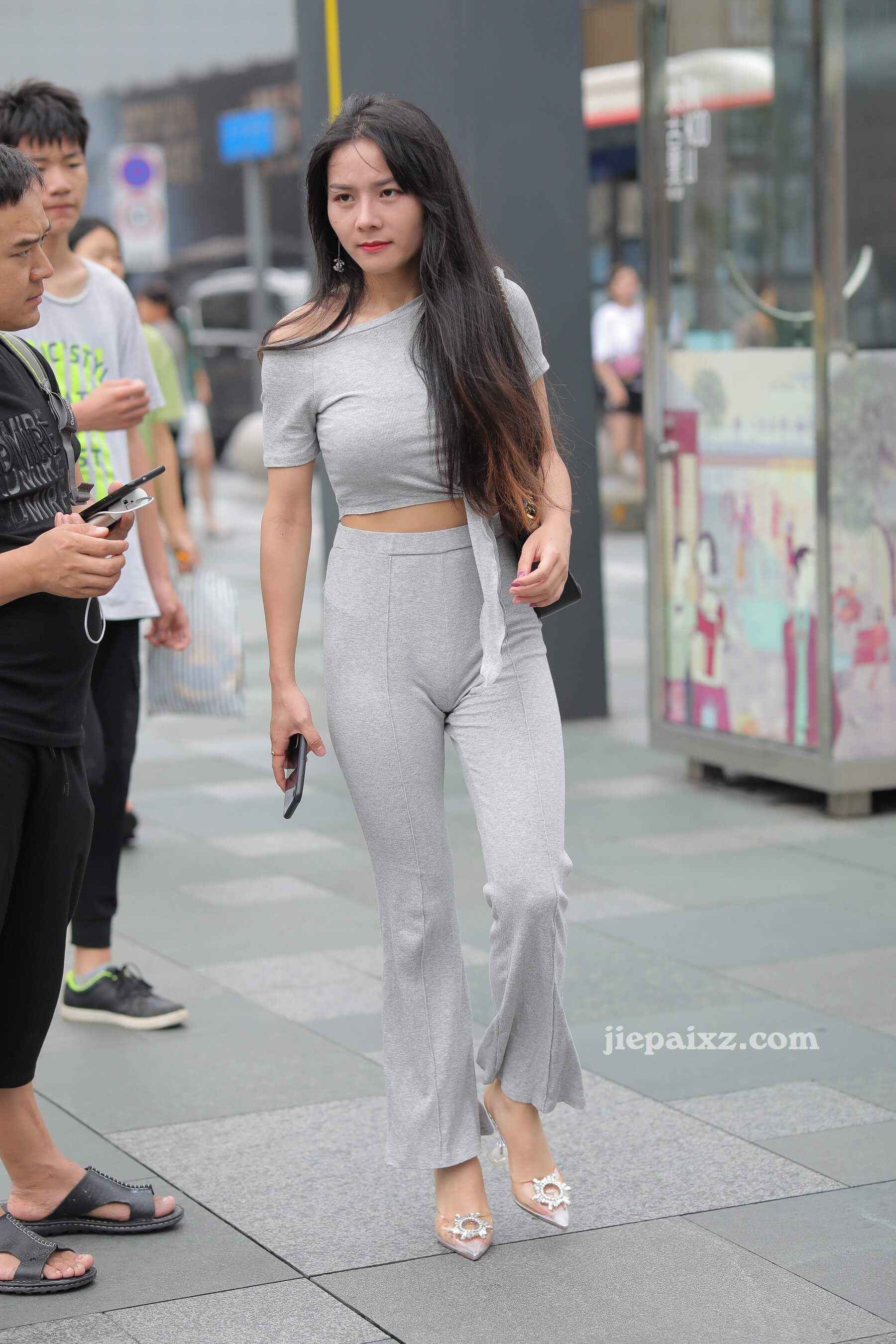 22013vo5khi1zrn4.jpg