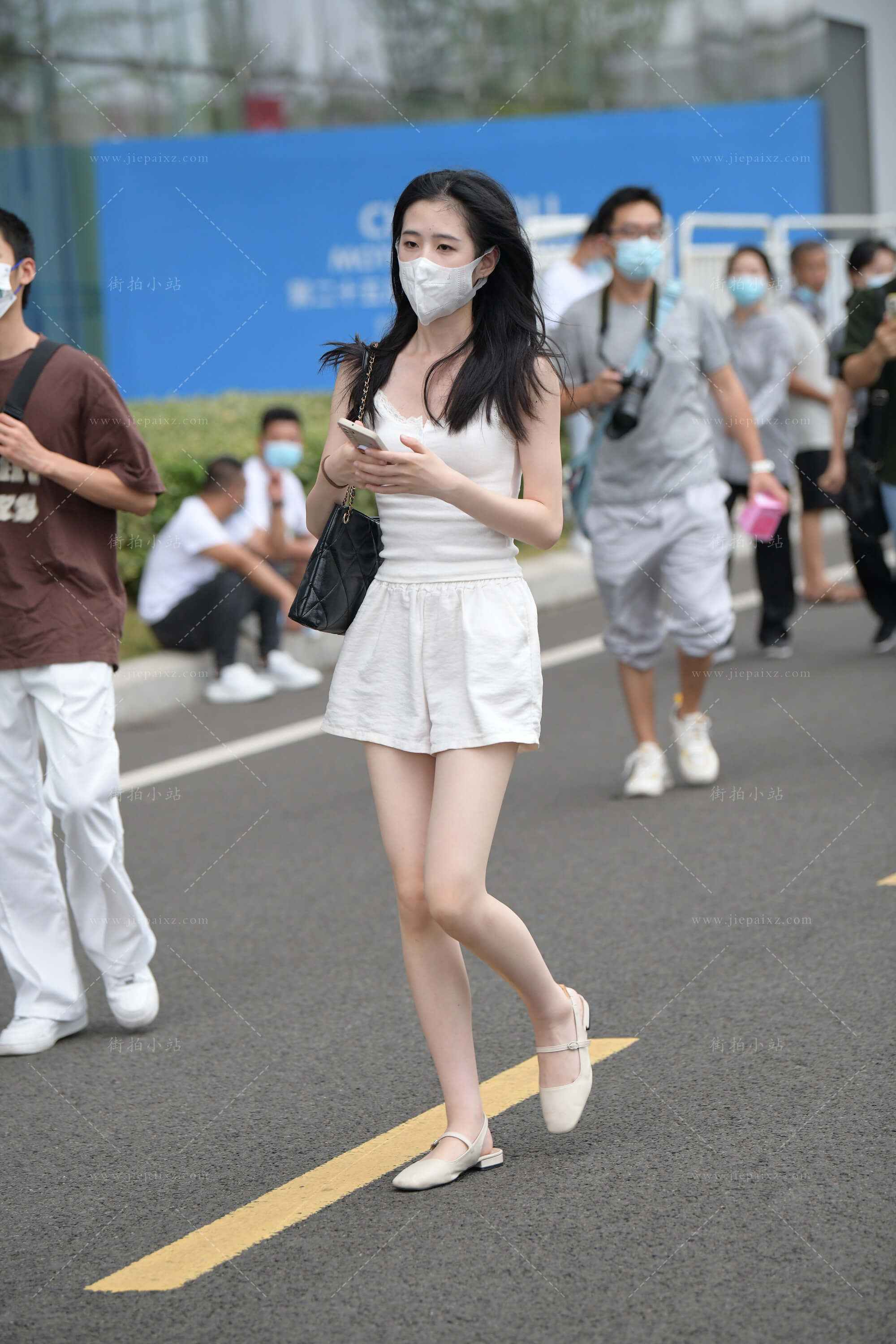33963darmsxuqcs2.jpg