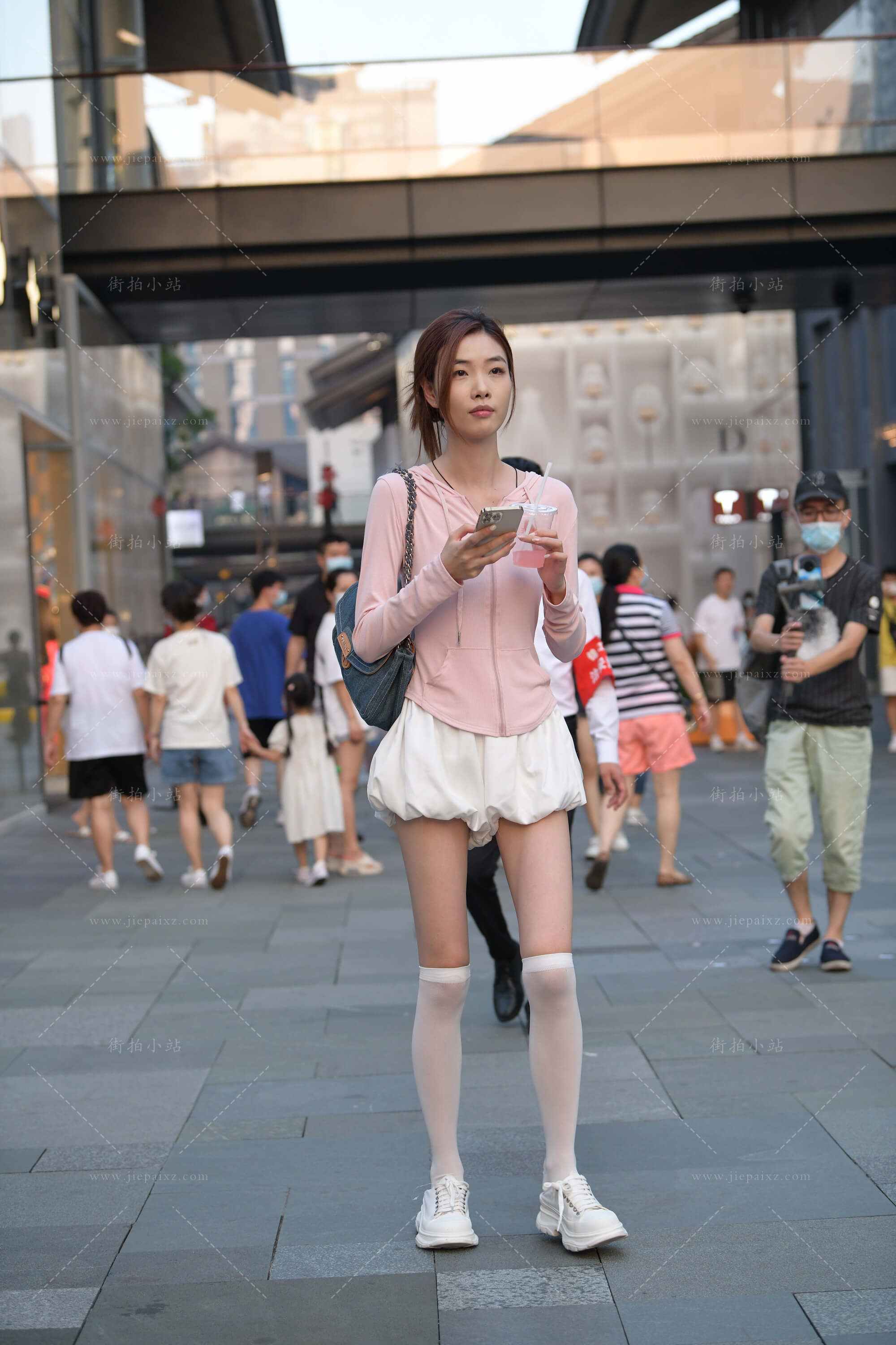33611j5hyxvlutba.jpg
