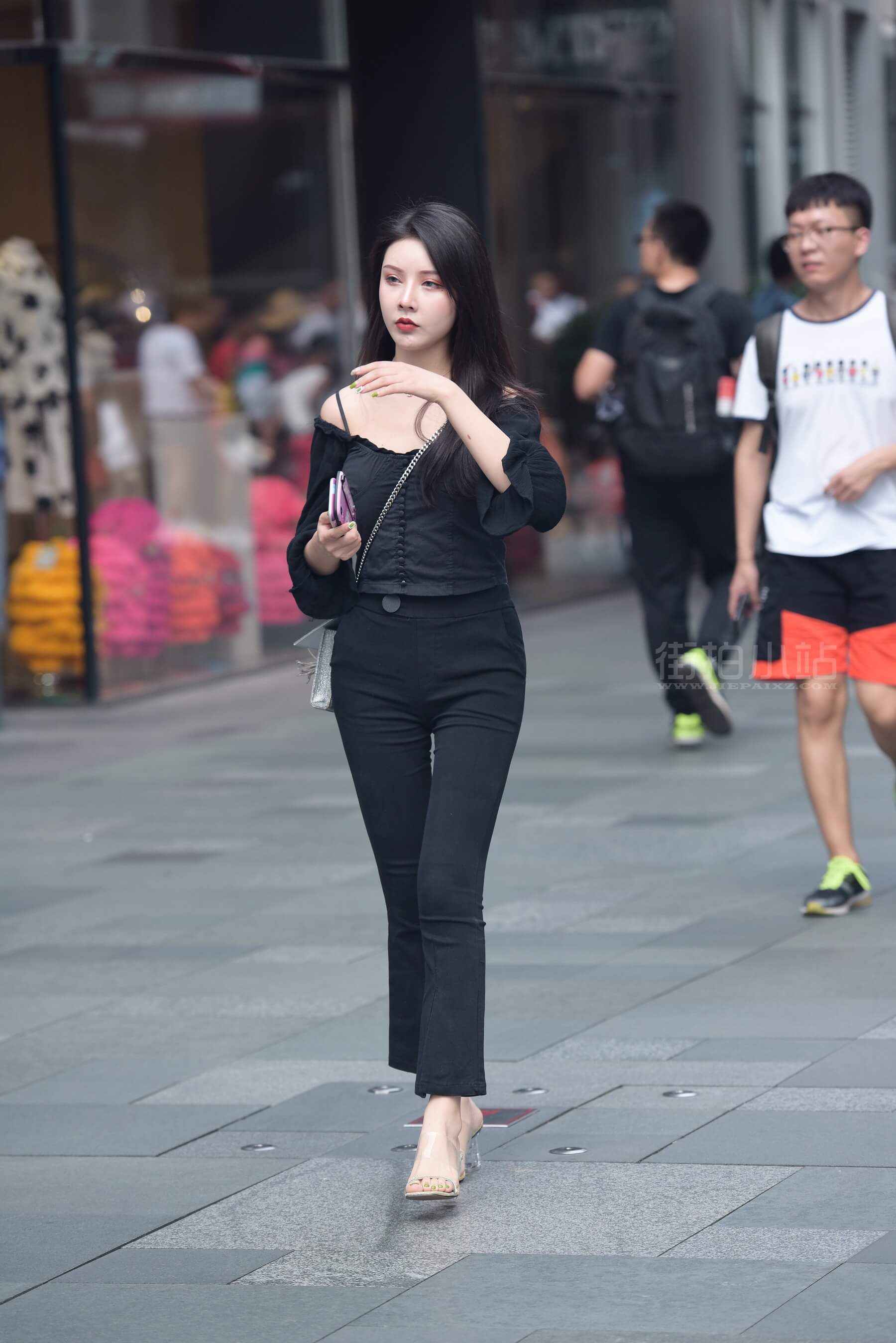 225564hq0die1qfk.jpg