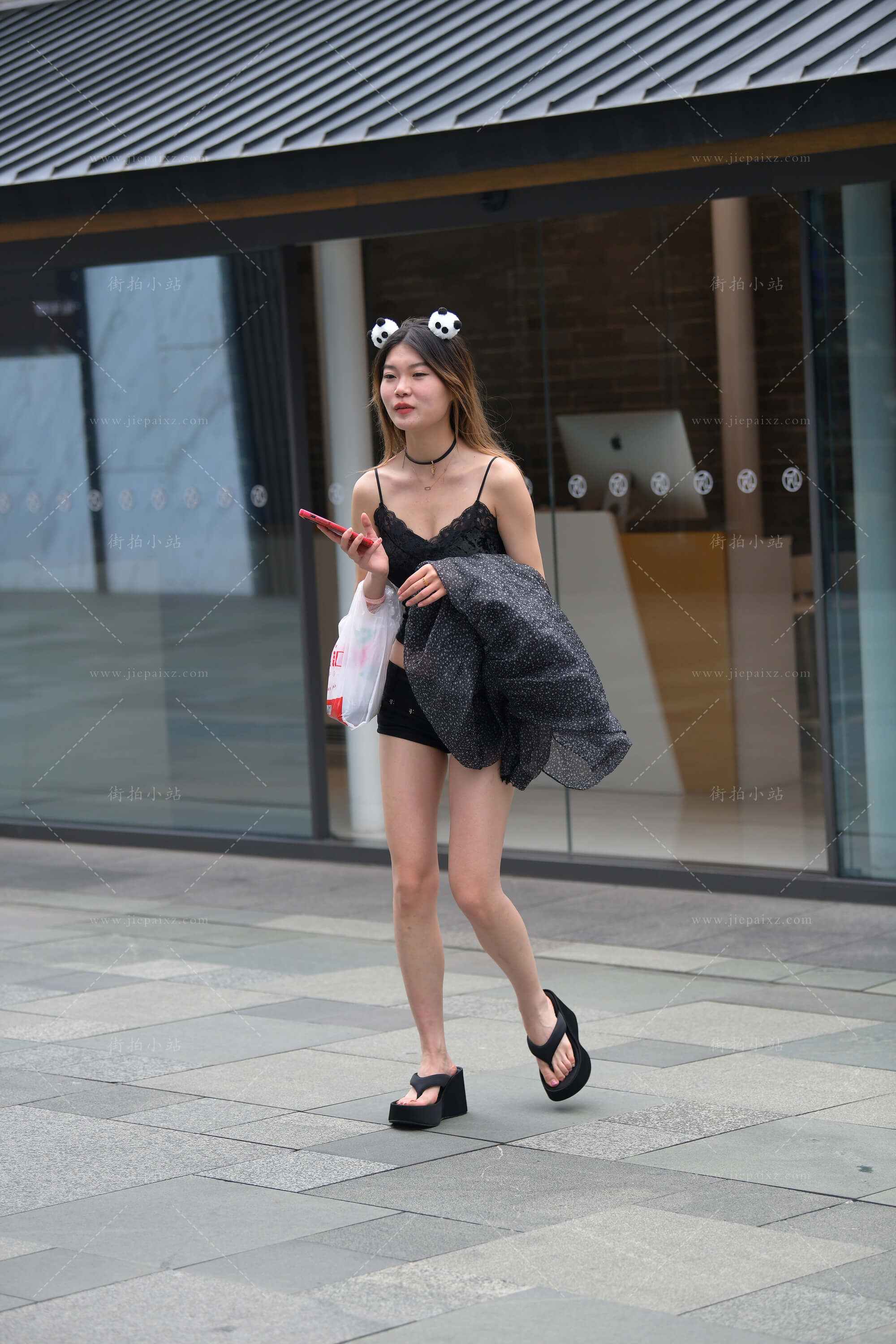 33450vlc1ncer2mb.jpg