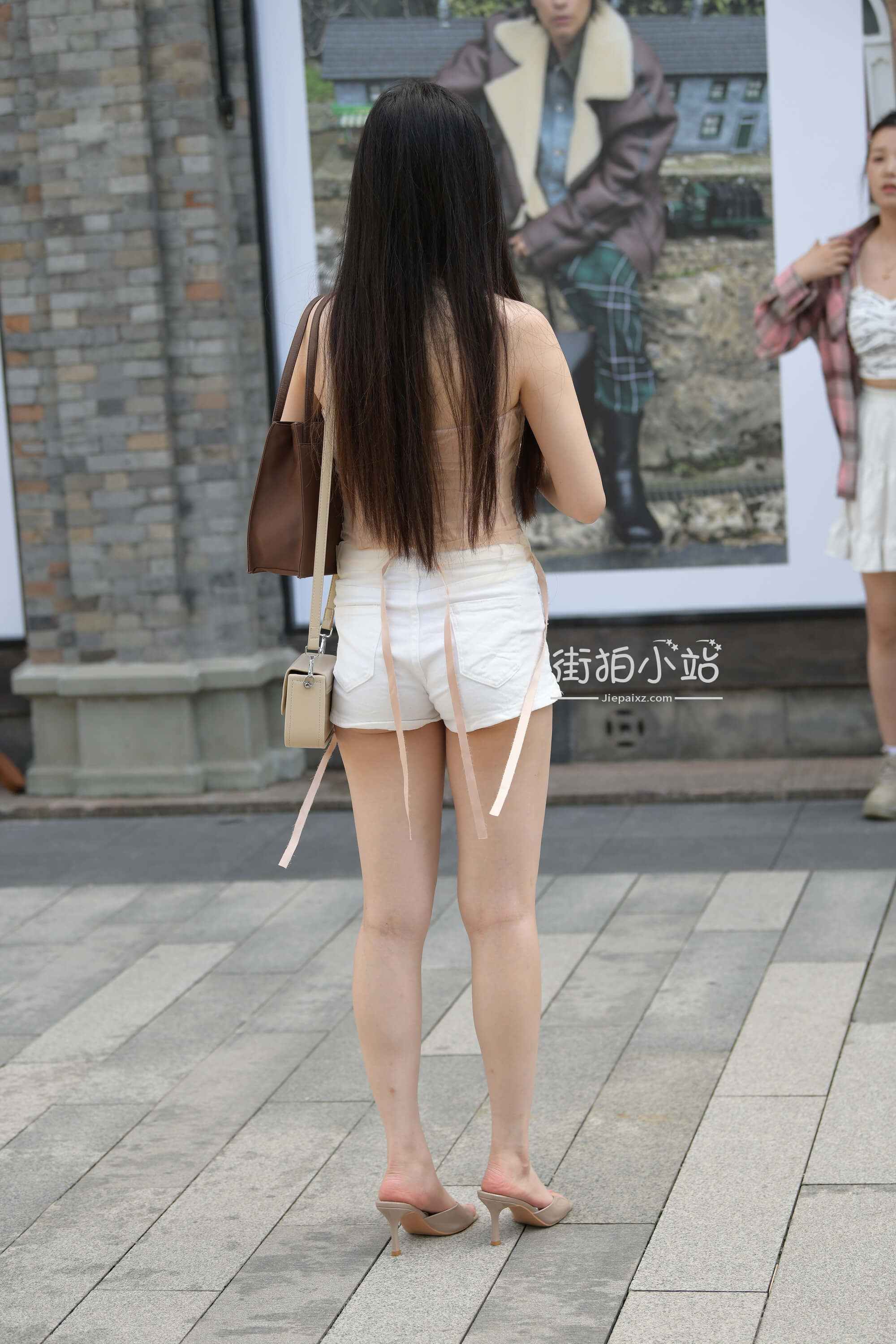 32228x2jq1hkqhdk.jpg