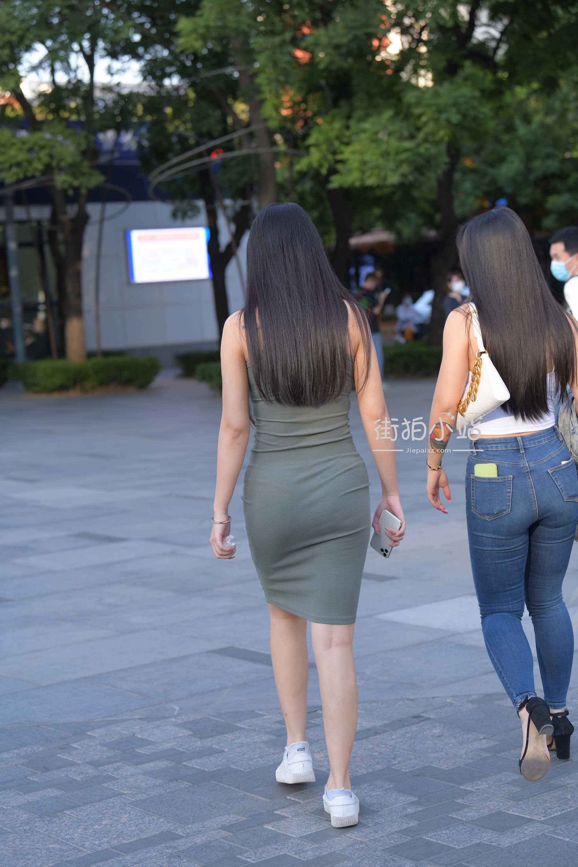 31485whzmk5q5sex.jpg