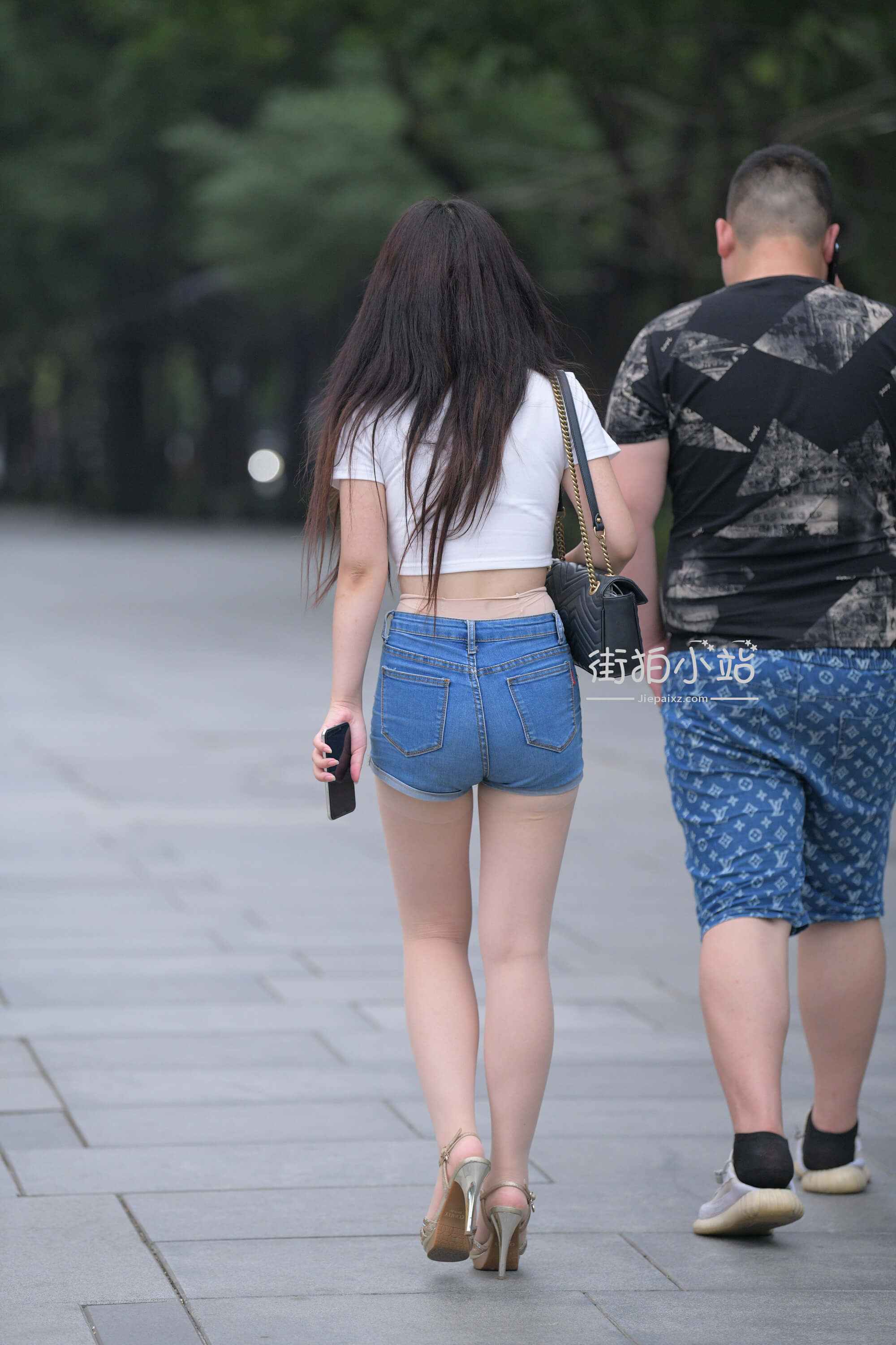 31531rgqnk1fdmyn.jpg