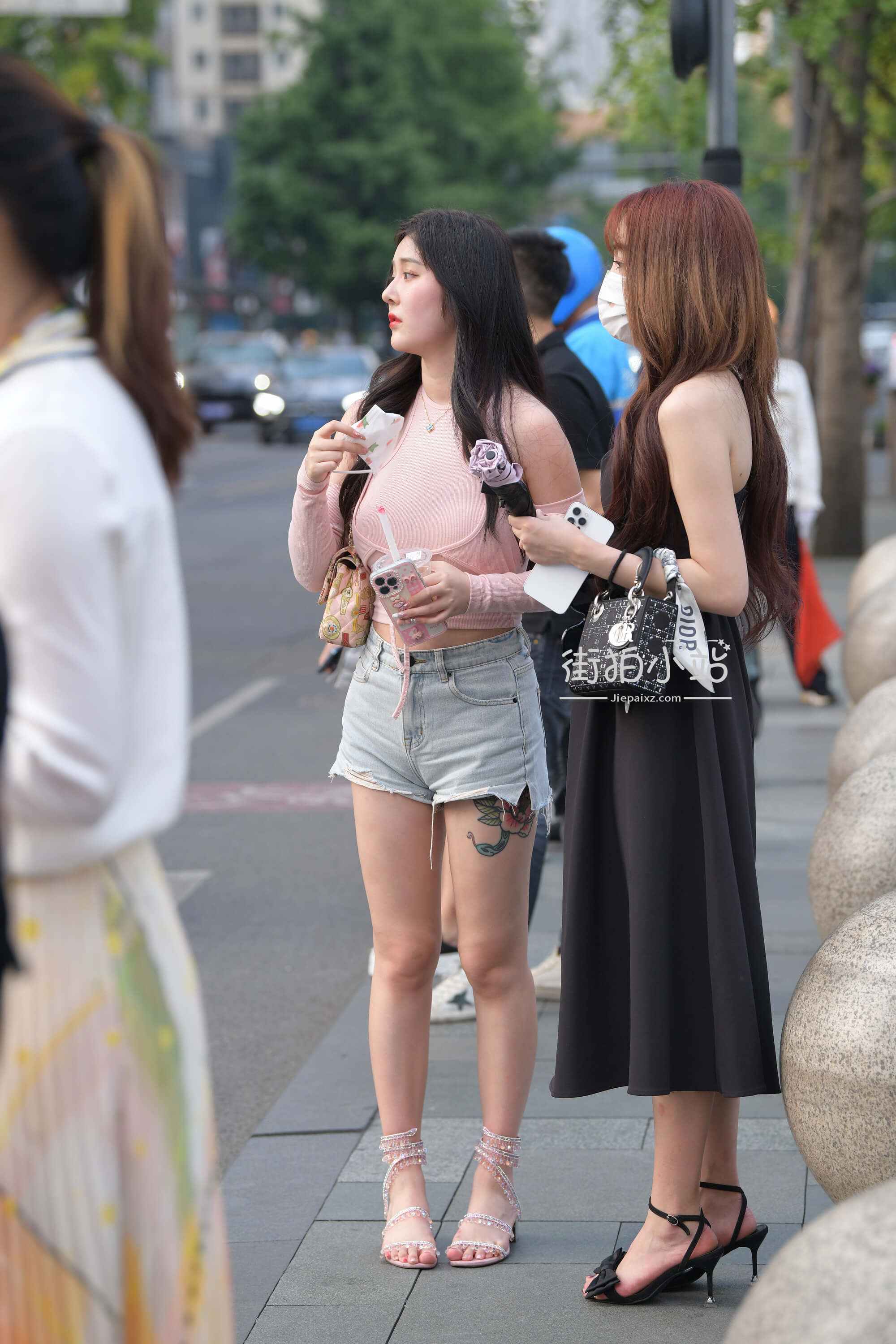 31356nz0qyrqaym3.jpg