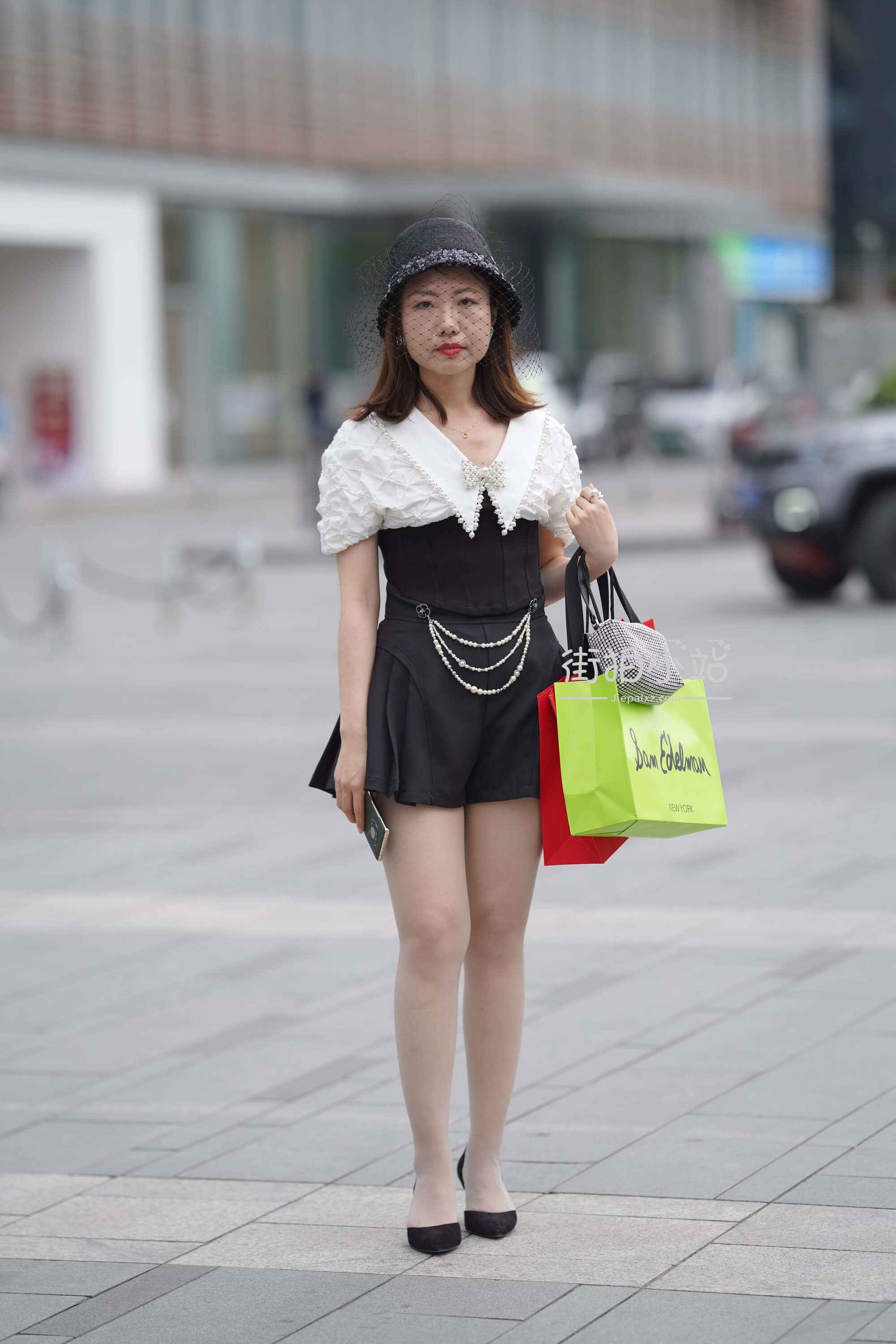 30420mt54qfivjwf.jpg